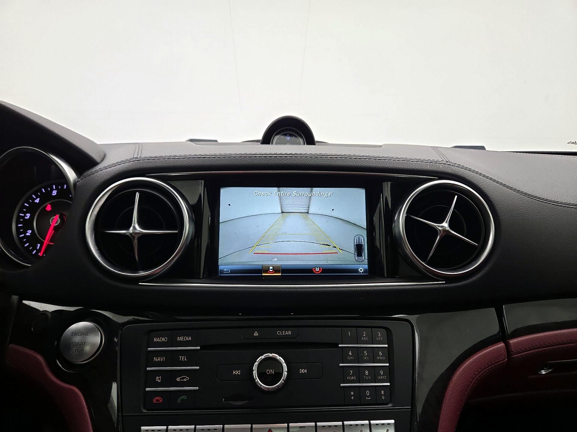 Thumbnail: 2017 Mercedes-Benz SL-Class - 15