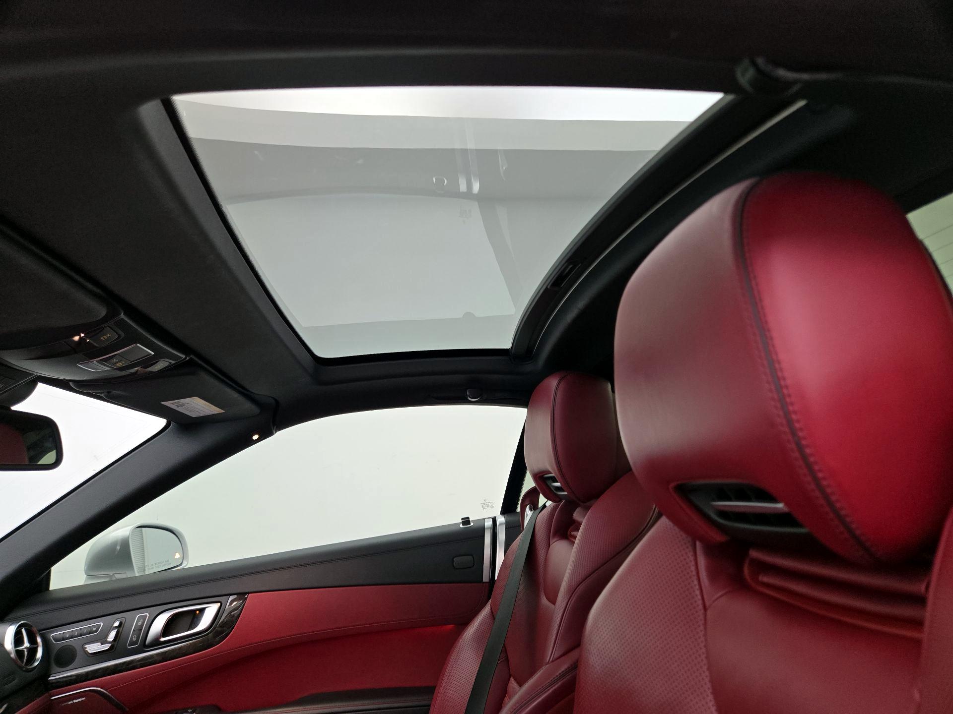 Thumbnail: 2017 Mercedes-Benz SL-Class - 20