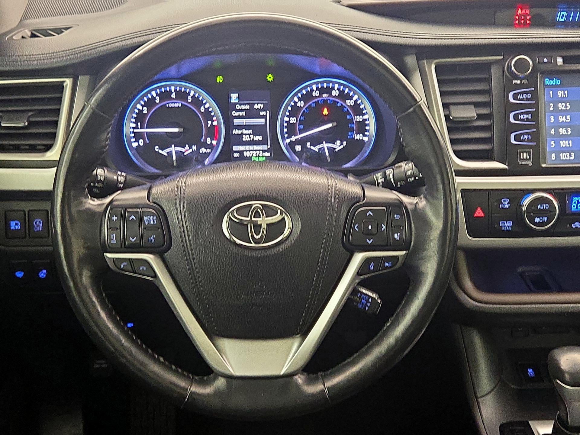 Thumbnail: 2018 Toyota Highlander - 10