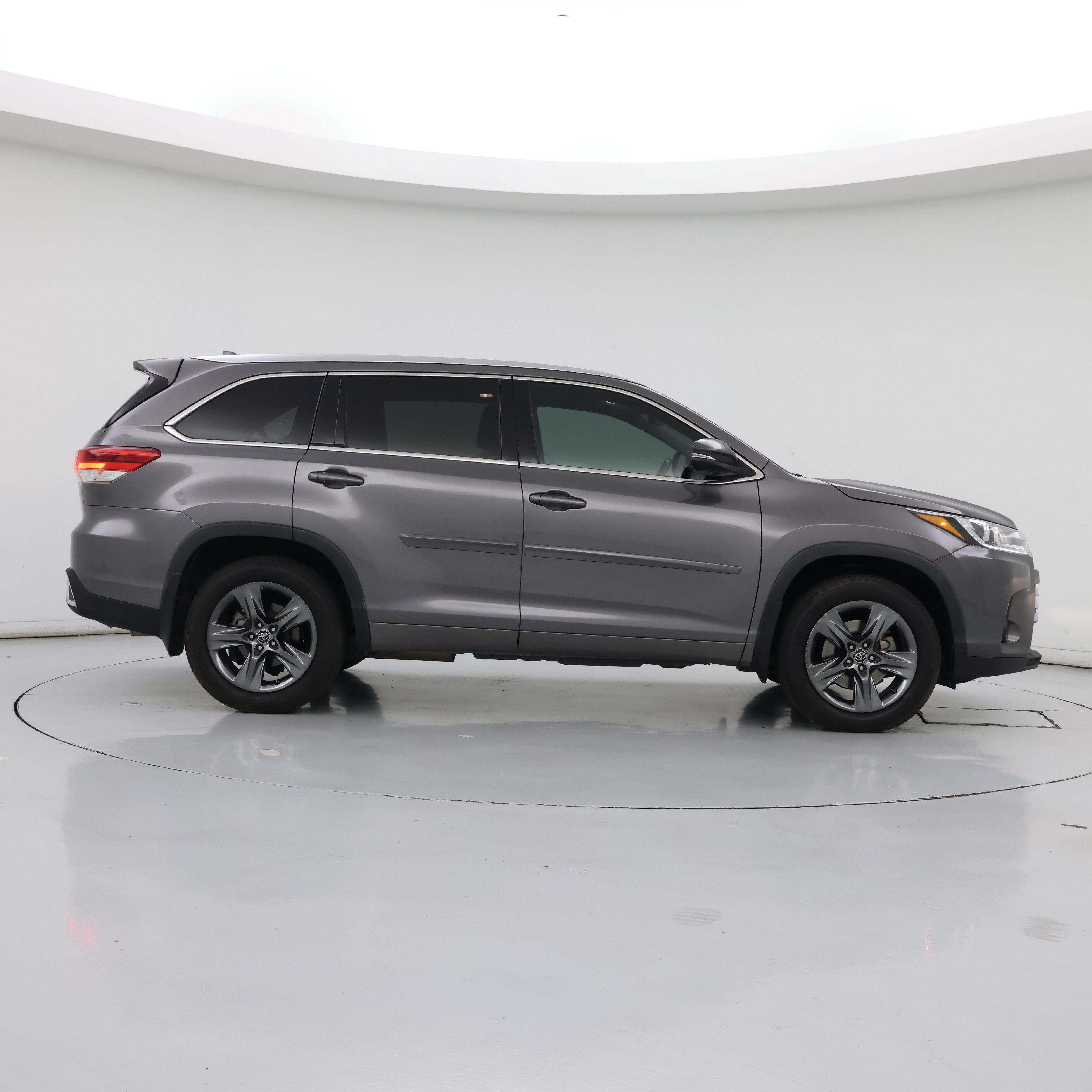 Thumbnail: 2018 Toyota Highlander - 7