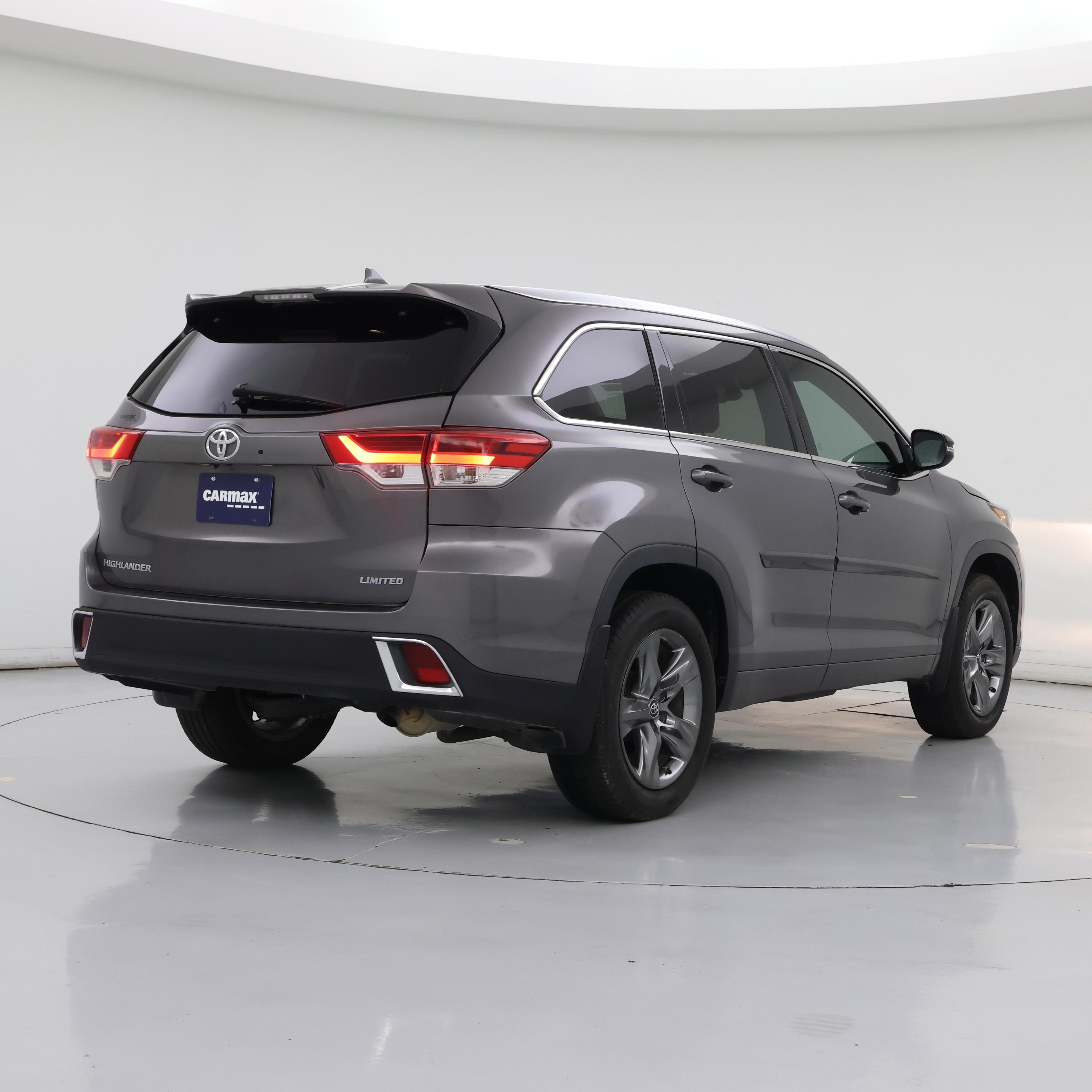 Thumbnail: 2018 Toyota Highlander - 8