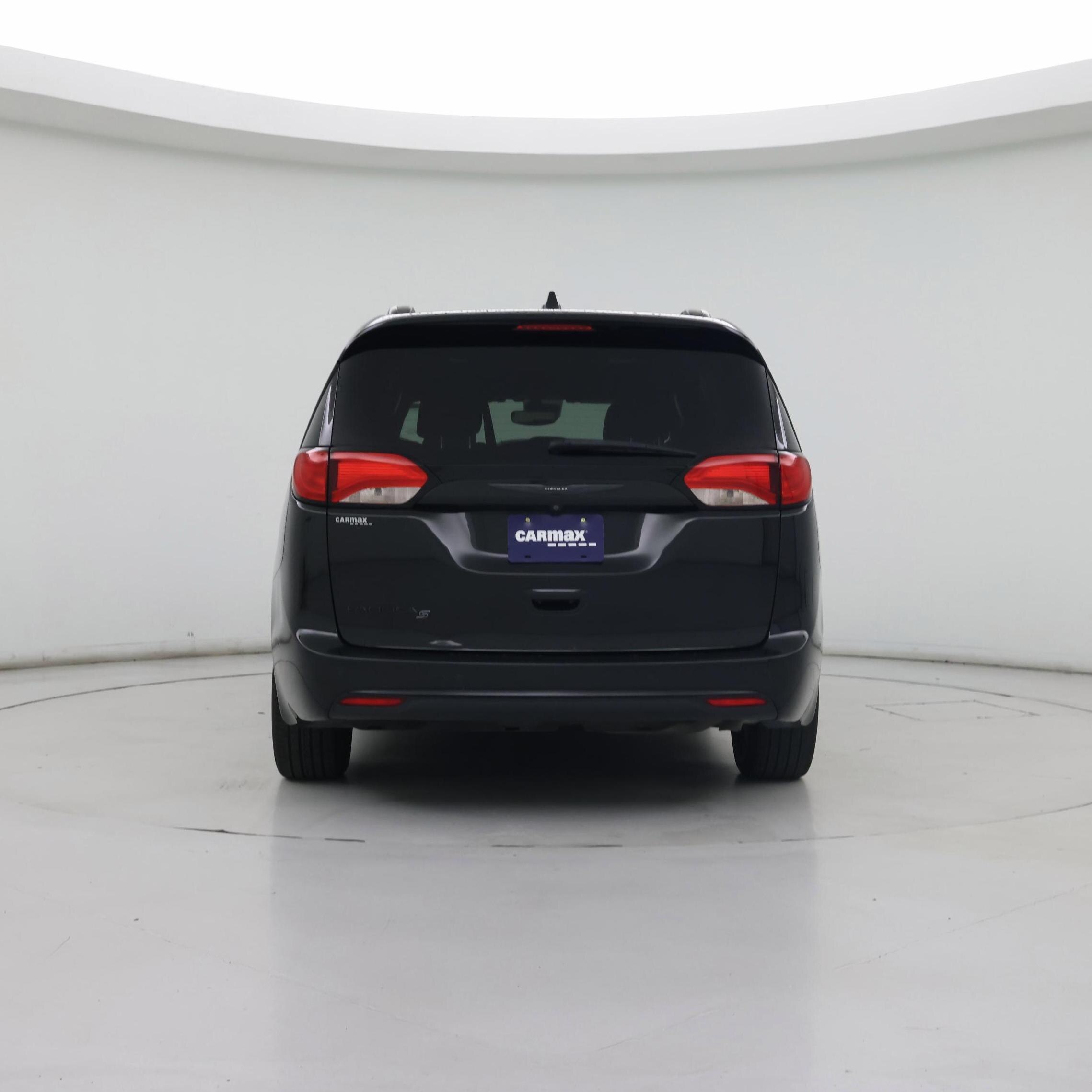 Thumbnail: 2020 Chrysler Pacifica - 6