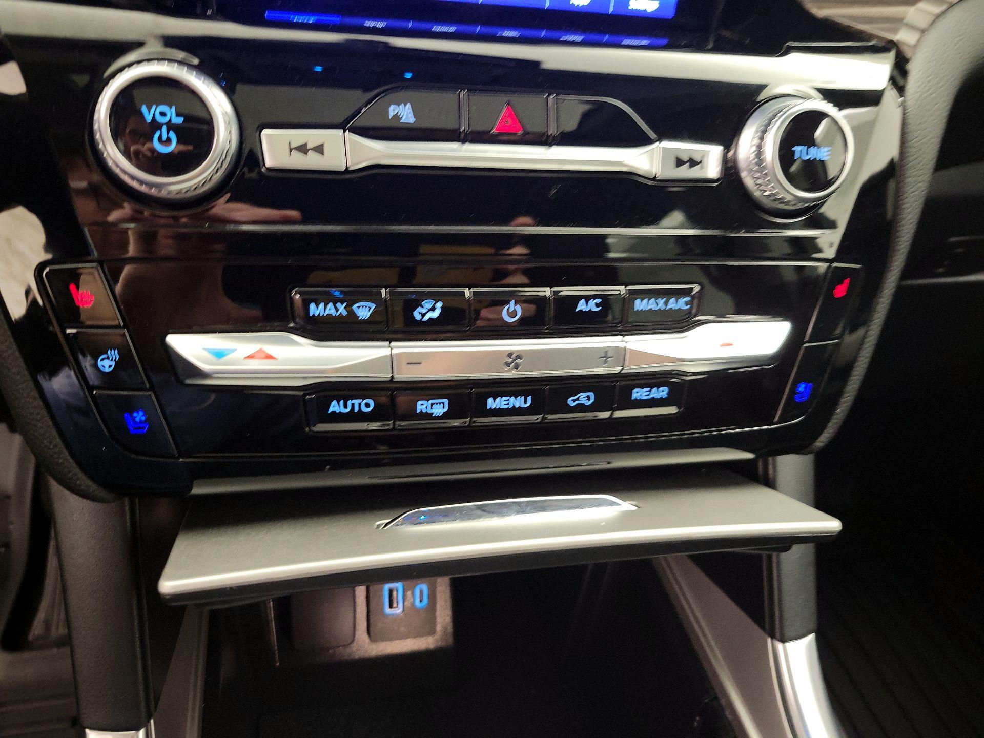 Thumbnail: 2023 Ford Explorer - 17