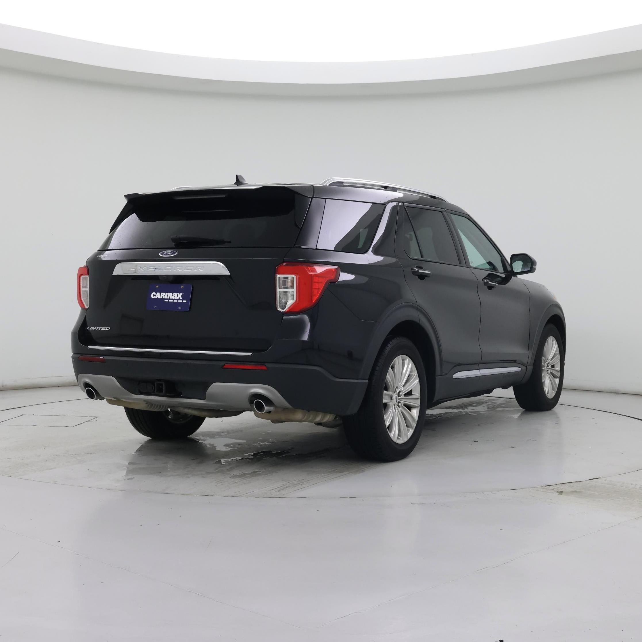 Thumbnail: 2023 Ford Explorer - 8