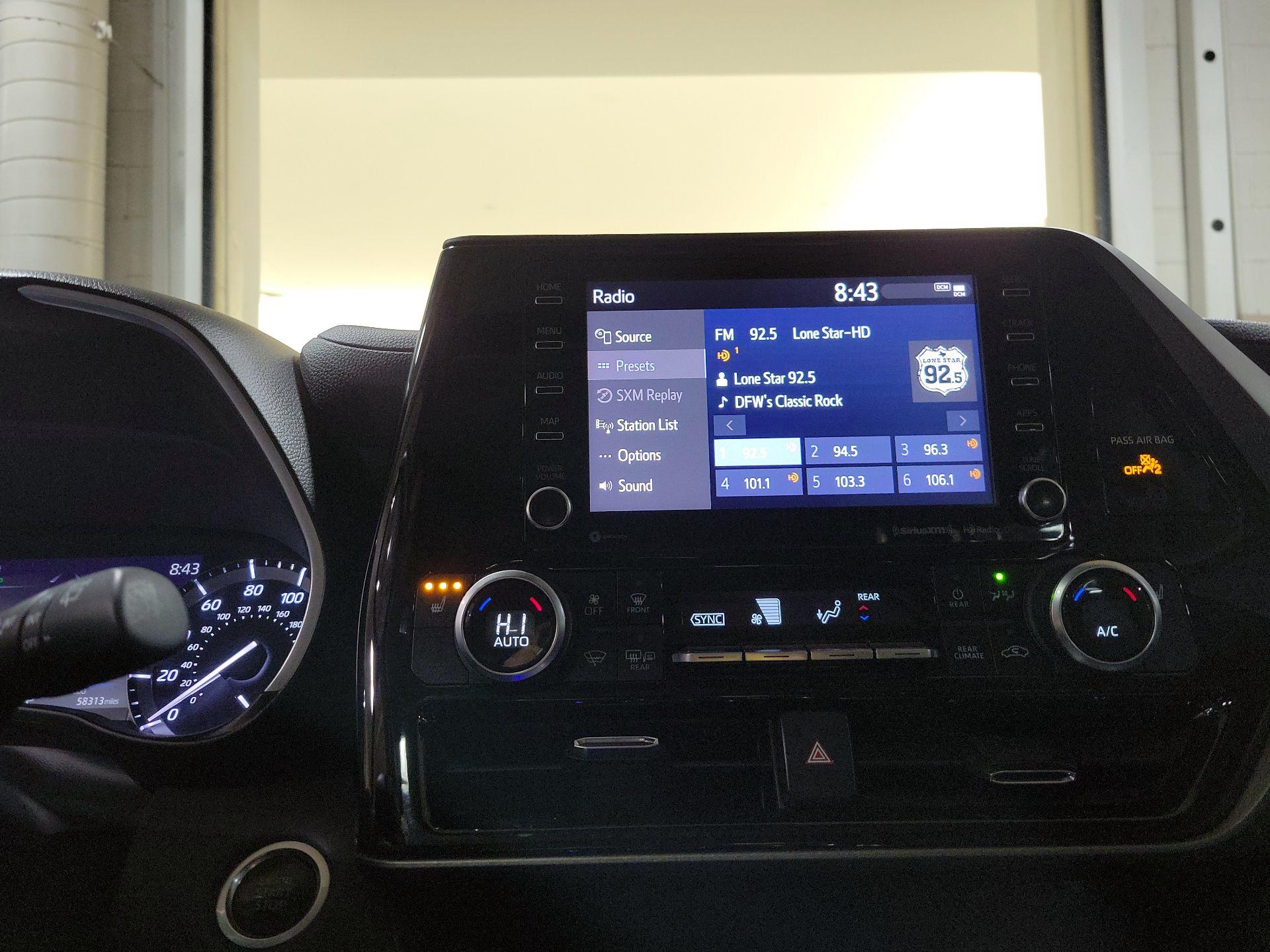 Thumbnail: 2021 Toyota Highlander - 15