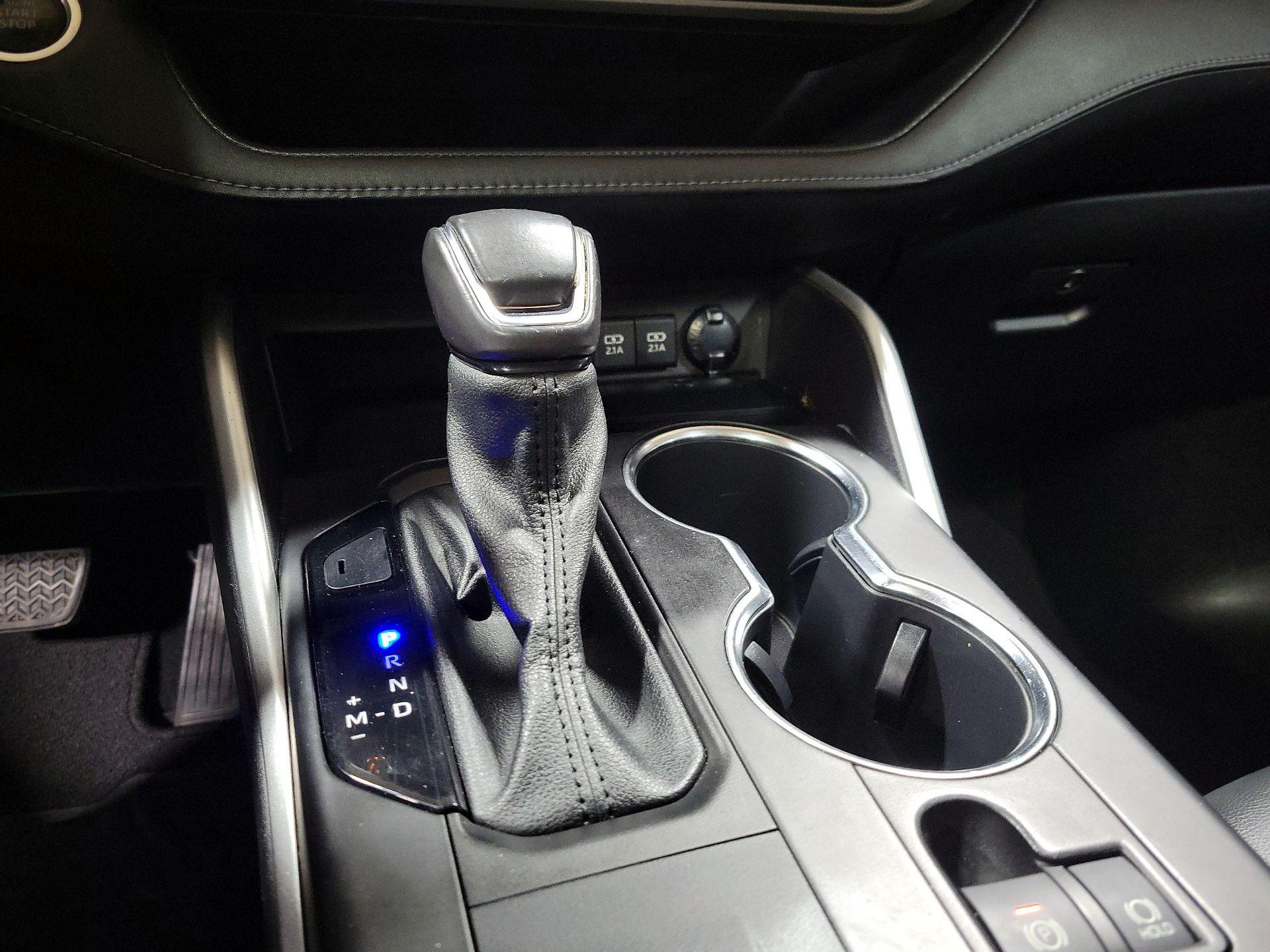 Thumbnail: 2021 Toyota Highlander - 17