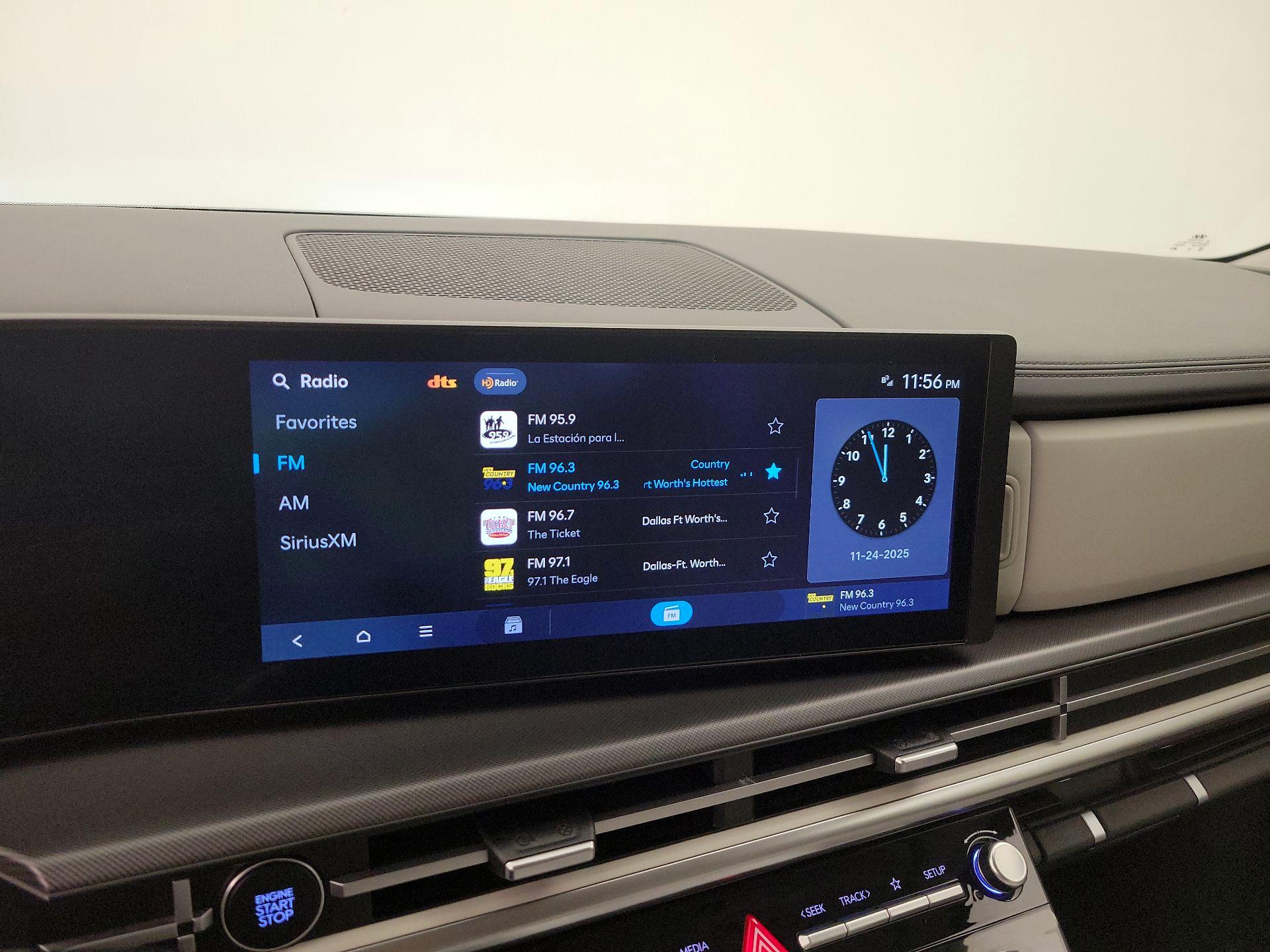 Thumbnail: 2024 Hyundai Santa Fe - 15