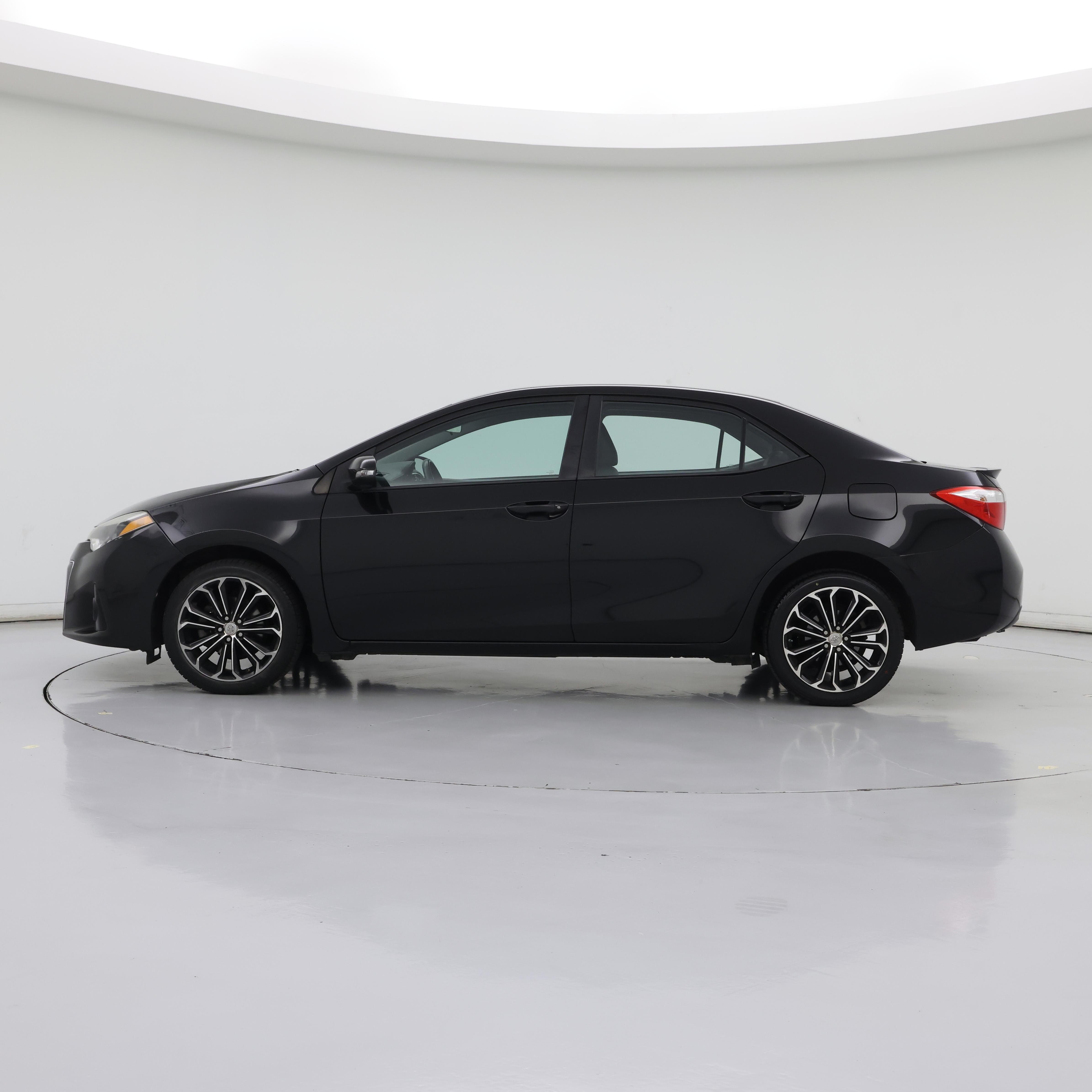 Thumbnail: 2016 Toyota Corolla - 3