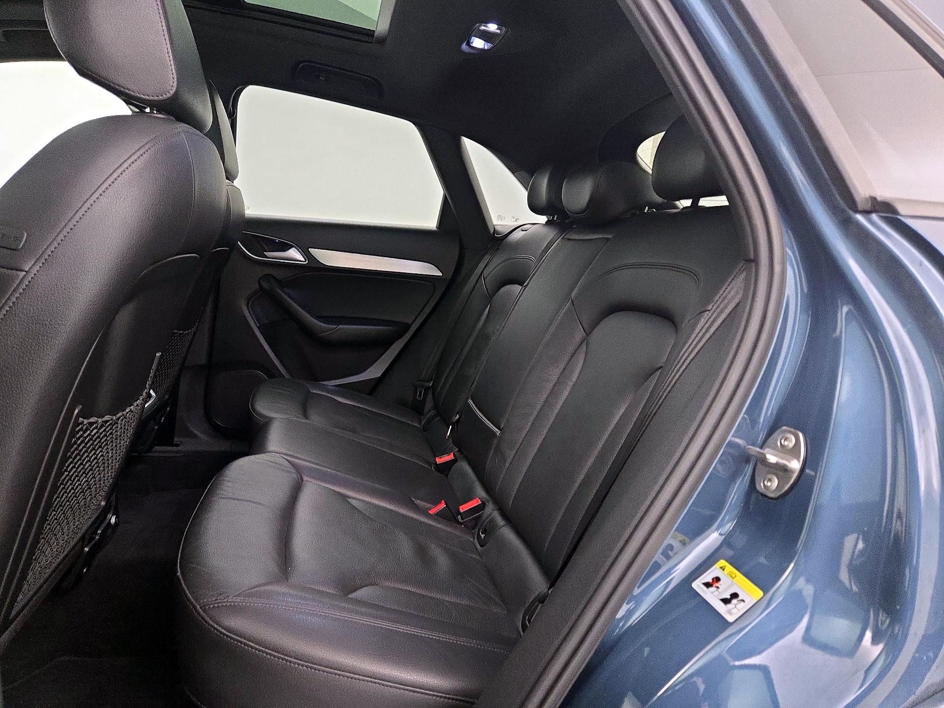 Thumbnail: 2018 Audi Q3 - 19