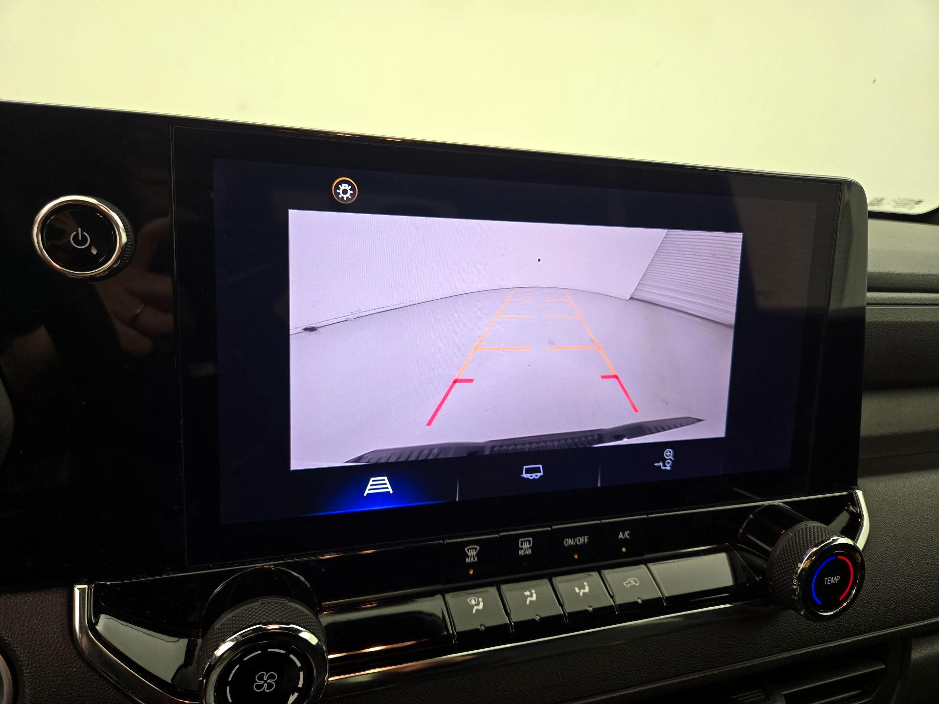 Thumbnail: 2023 Chevrolet Colorado - 14