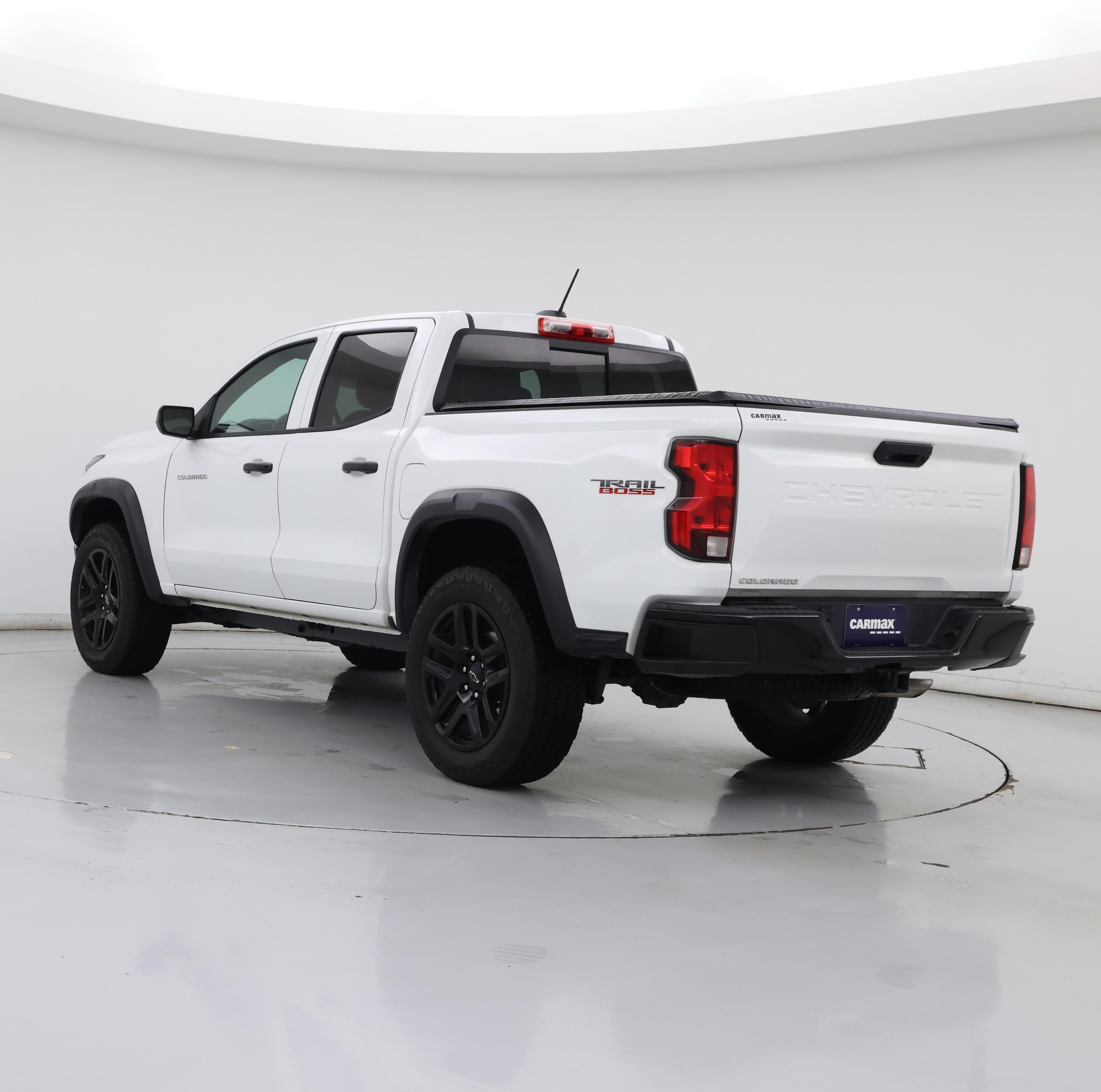 Thumbnail: 2023 Chevrolet Colorado - 2