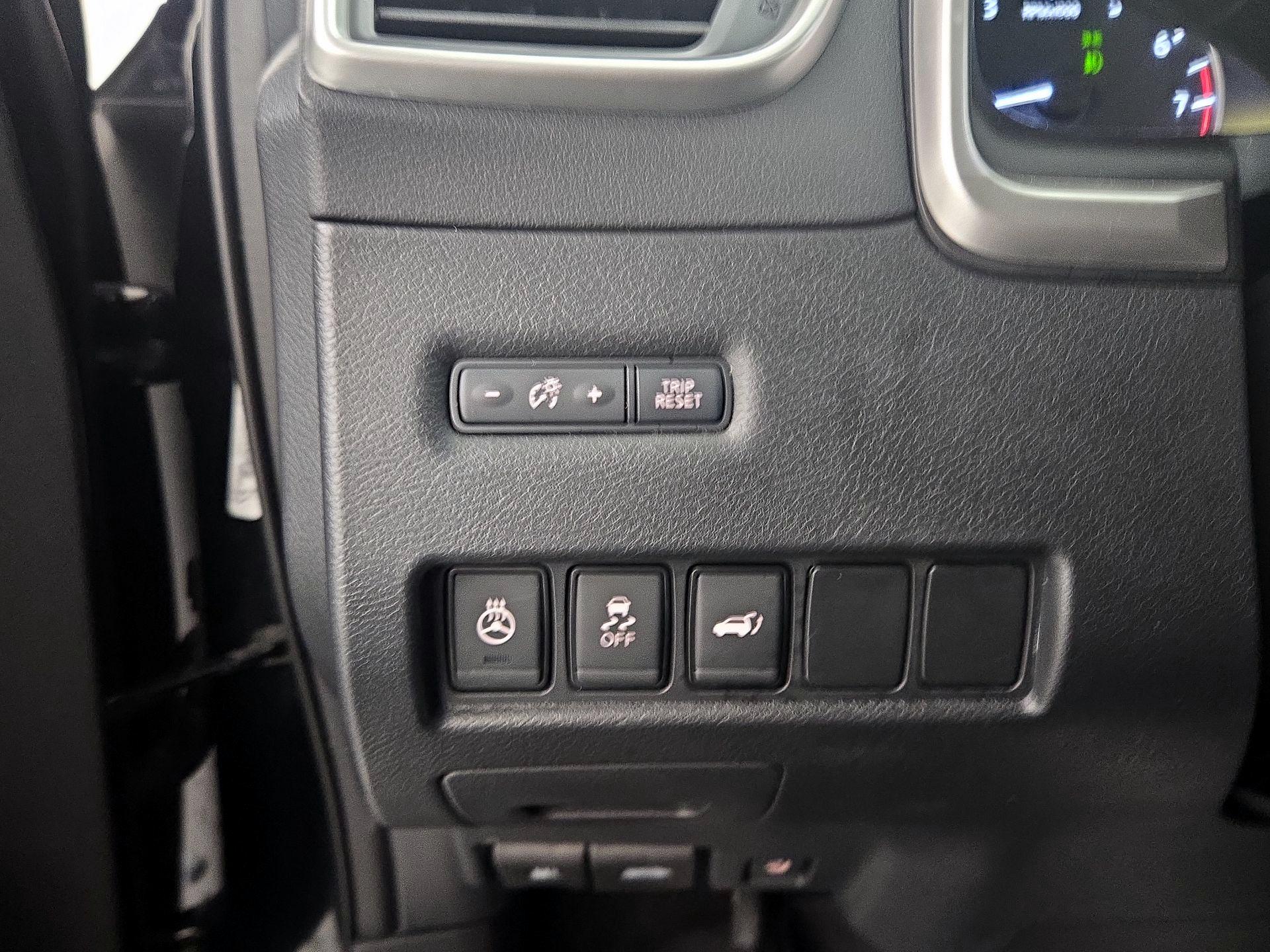 Thumbnail: 2017 Nissan Murano - 13