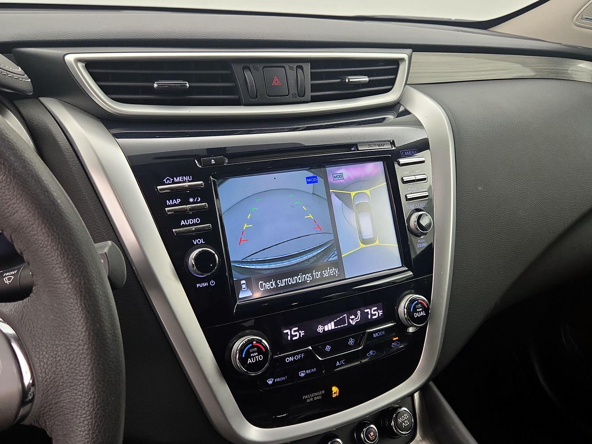 Thumbnail: 2017 Nissan Murano - 15