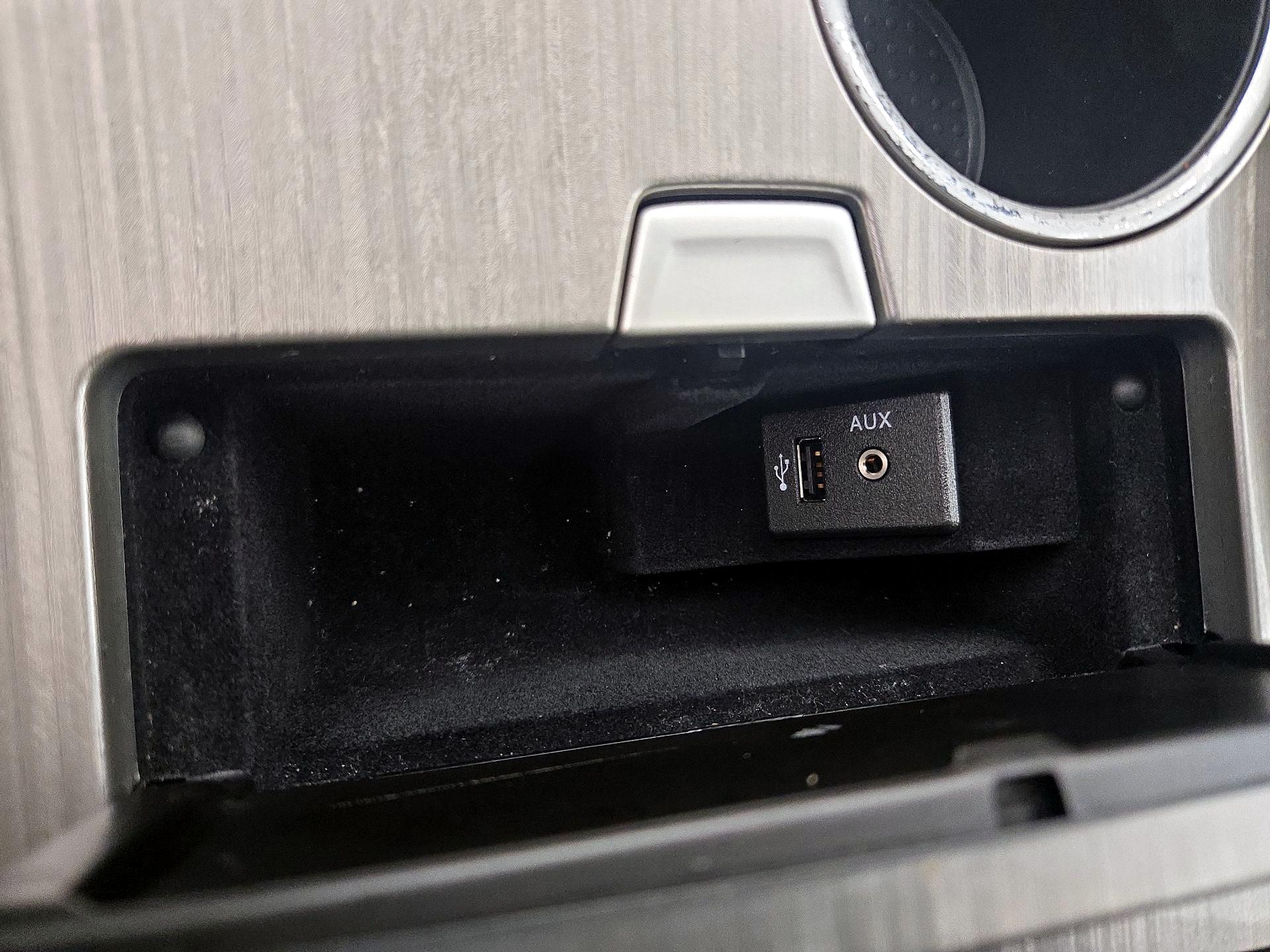 Thumbnail: 2017 Nissan Murano - 19