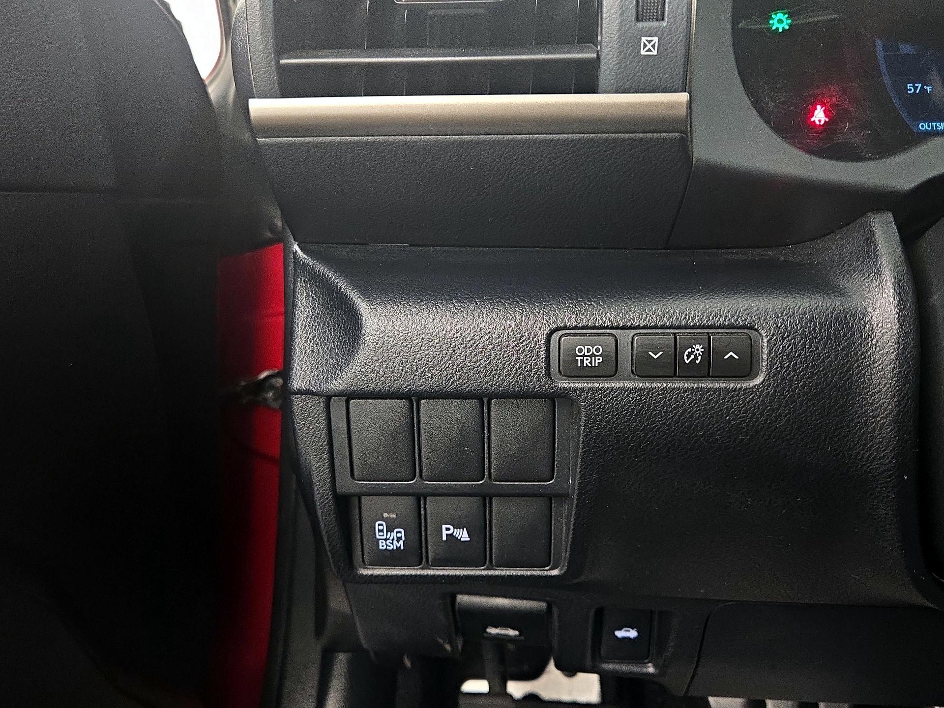 Thumbnail: 2015 Lexus RC - 13