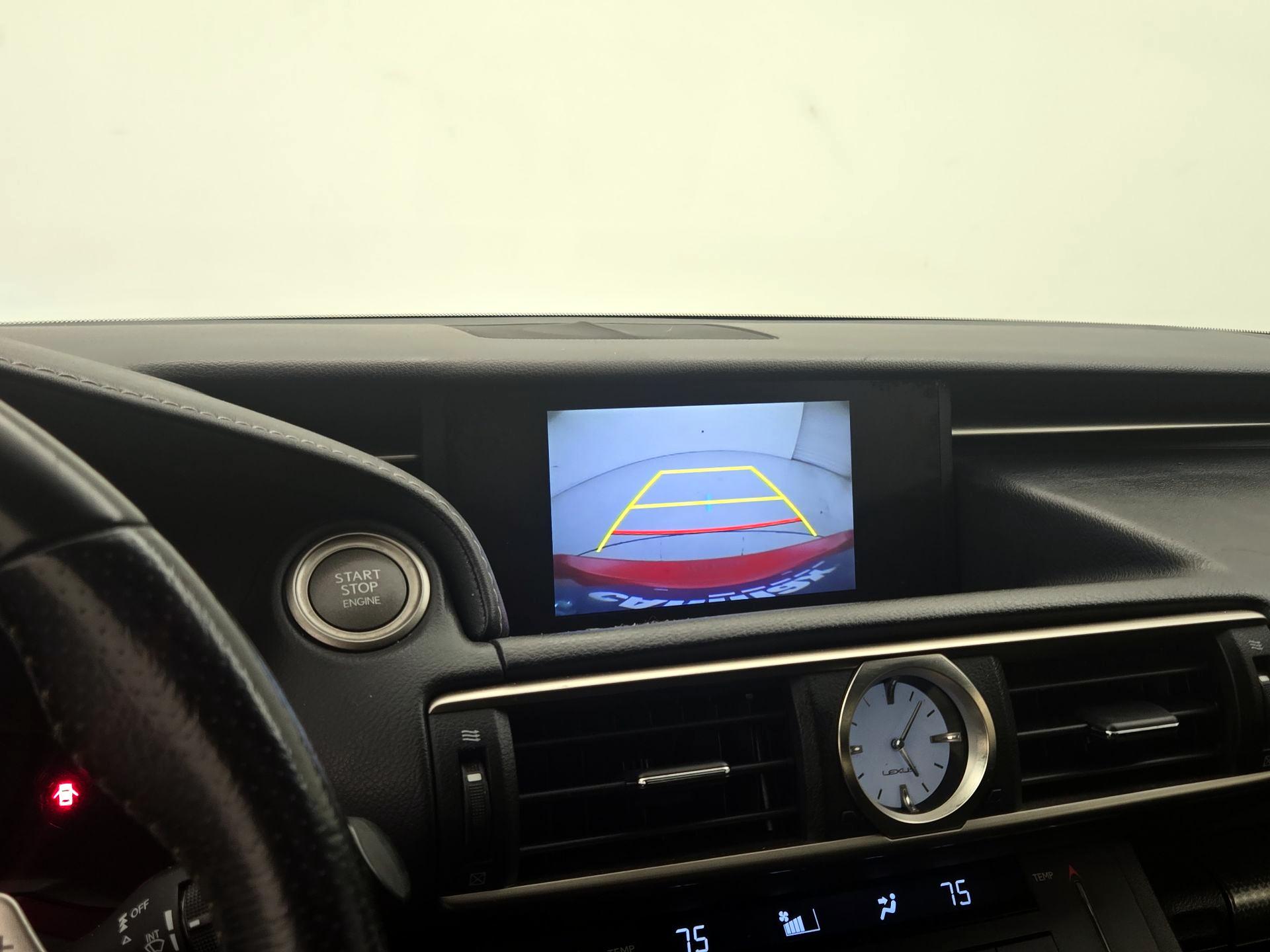 Thumbnail: 2015 Lexus RC - 15