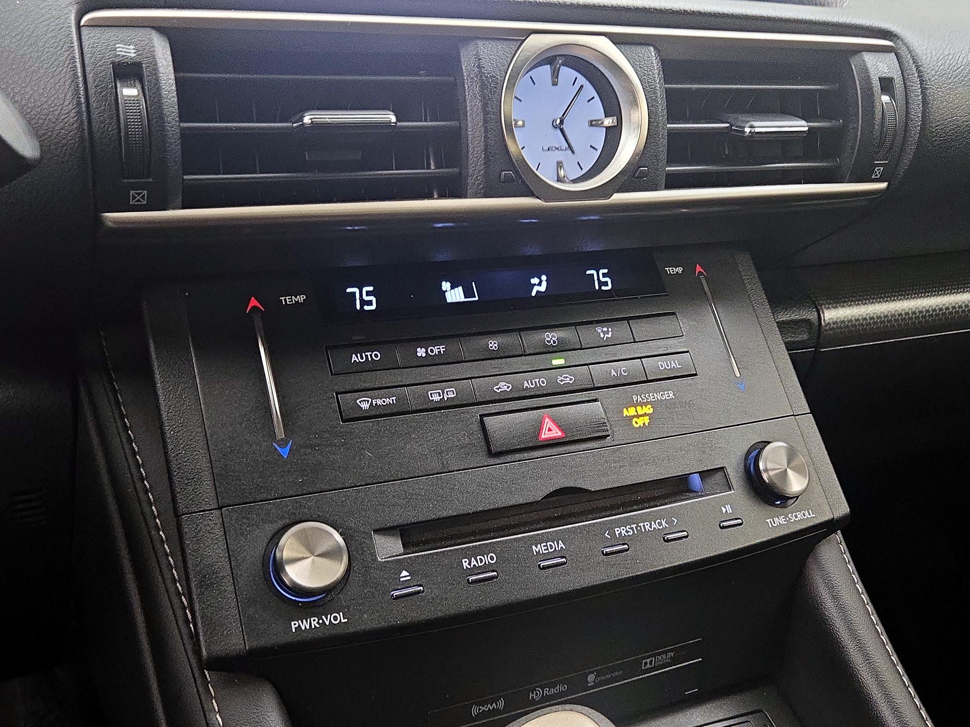 Thumbnail: 2015 Lexus RC - 17