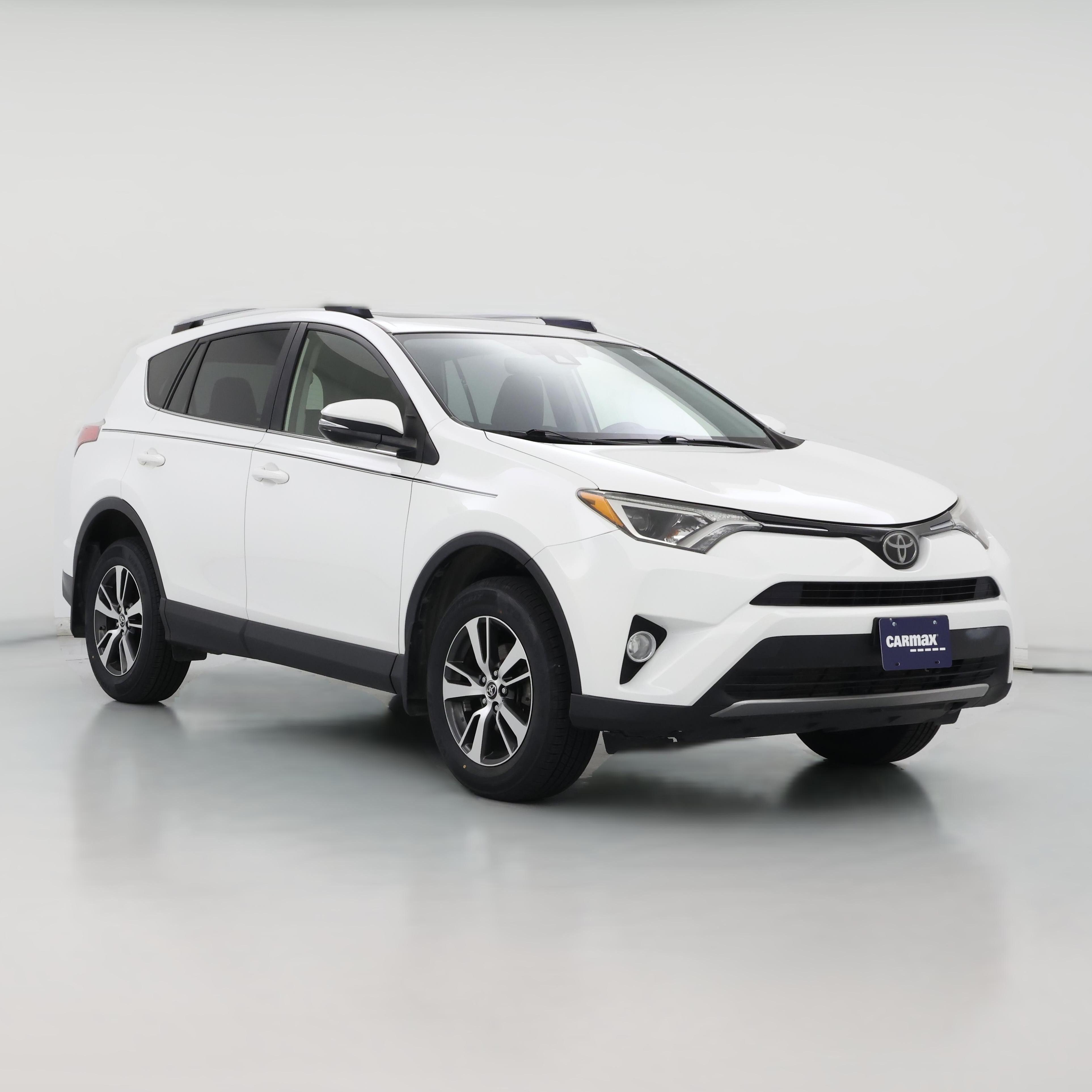 Thumbnail: 2018 Toyota RAV4 - 1
