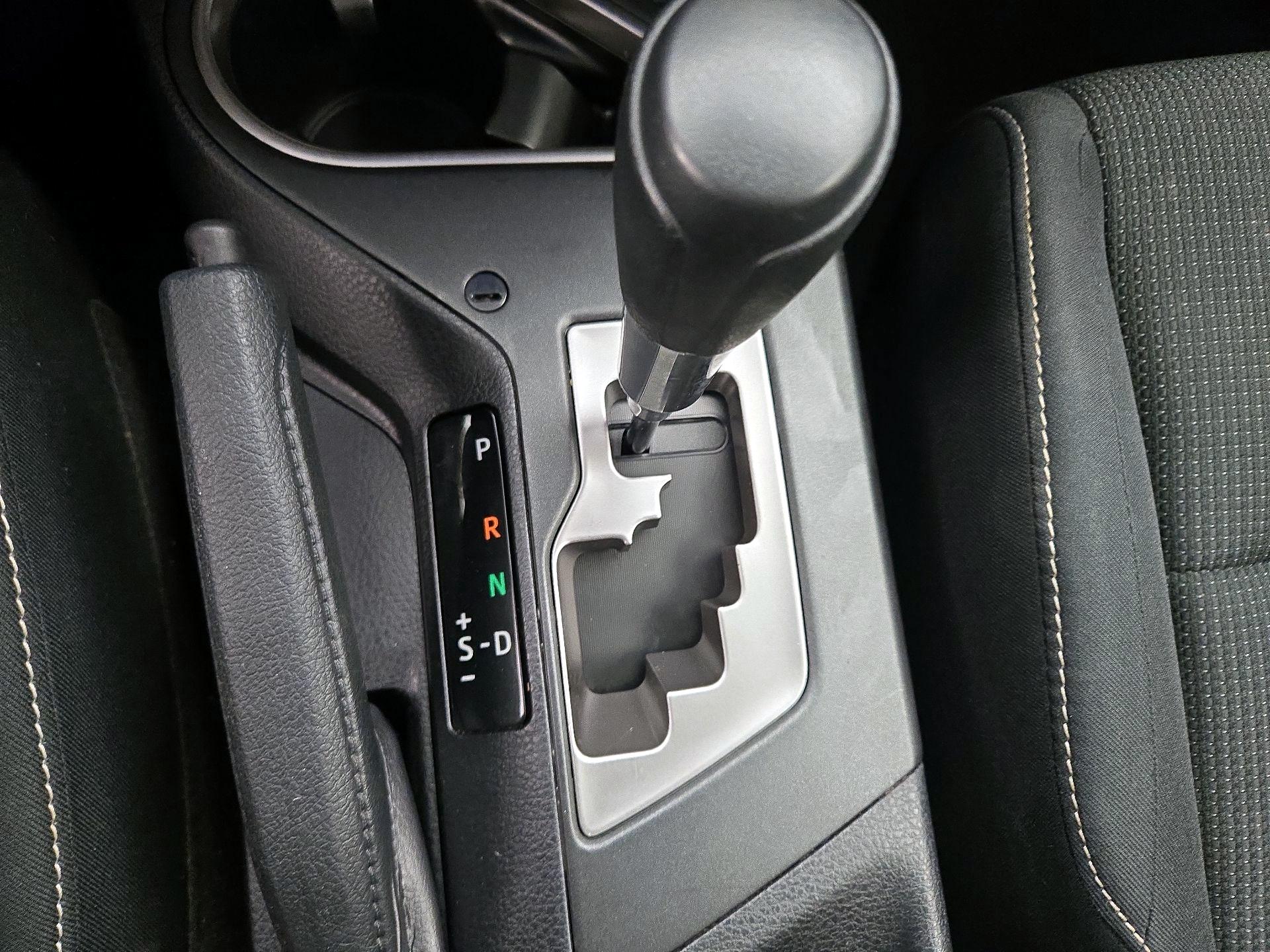 Thumbnail: 2018 Toyota RAV4 - 17