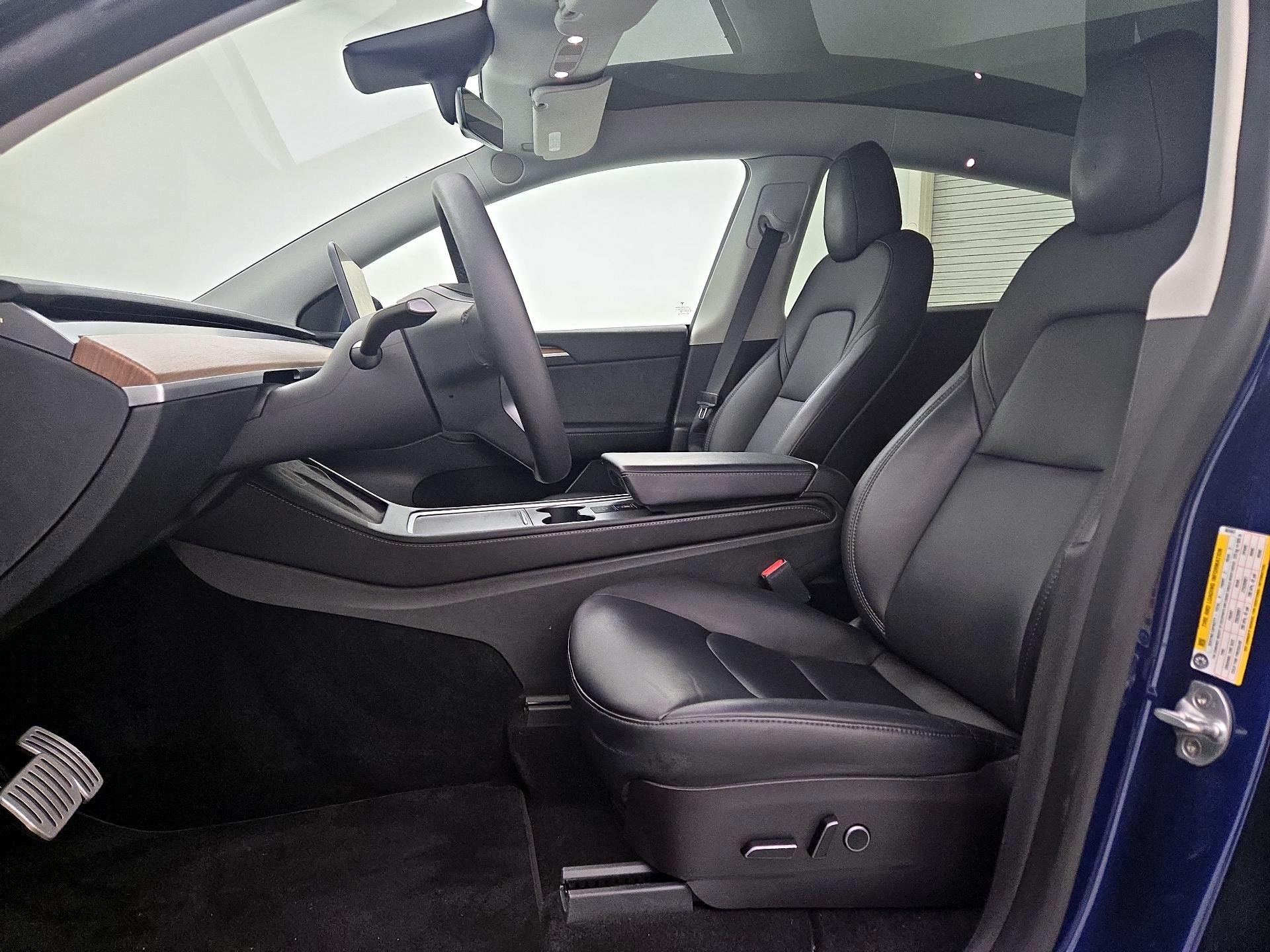 Thumbnail: 2023 Tesla Model Y - 11