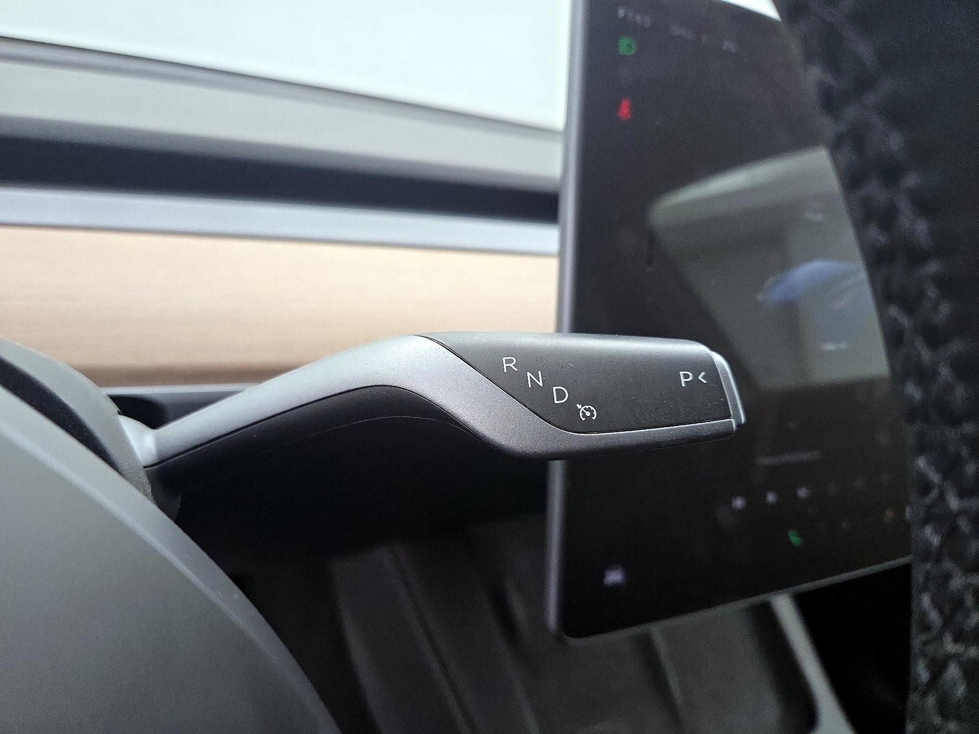 Thumbnail: 2023 Tesla Model Y - 17