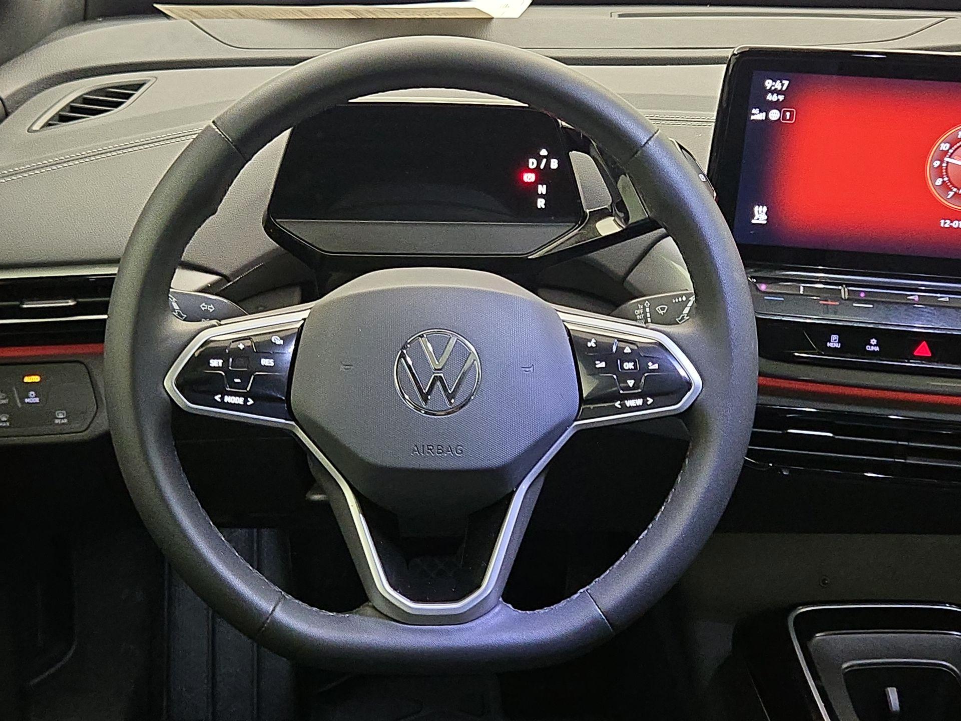 Thumbnail: 2023 Volkswagen ID.4 - 10