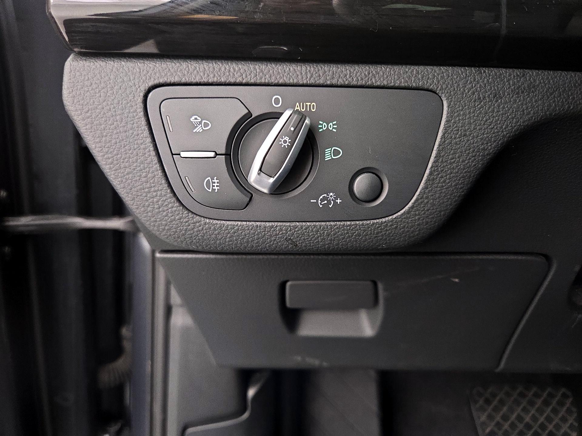 Thumbnail: 2019 Audi Q5 - 13