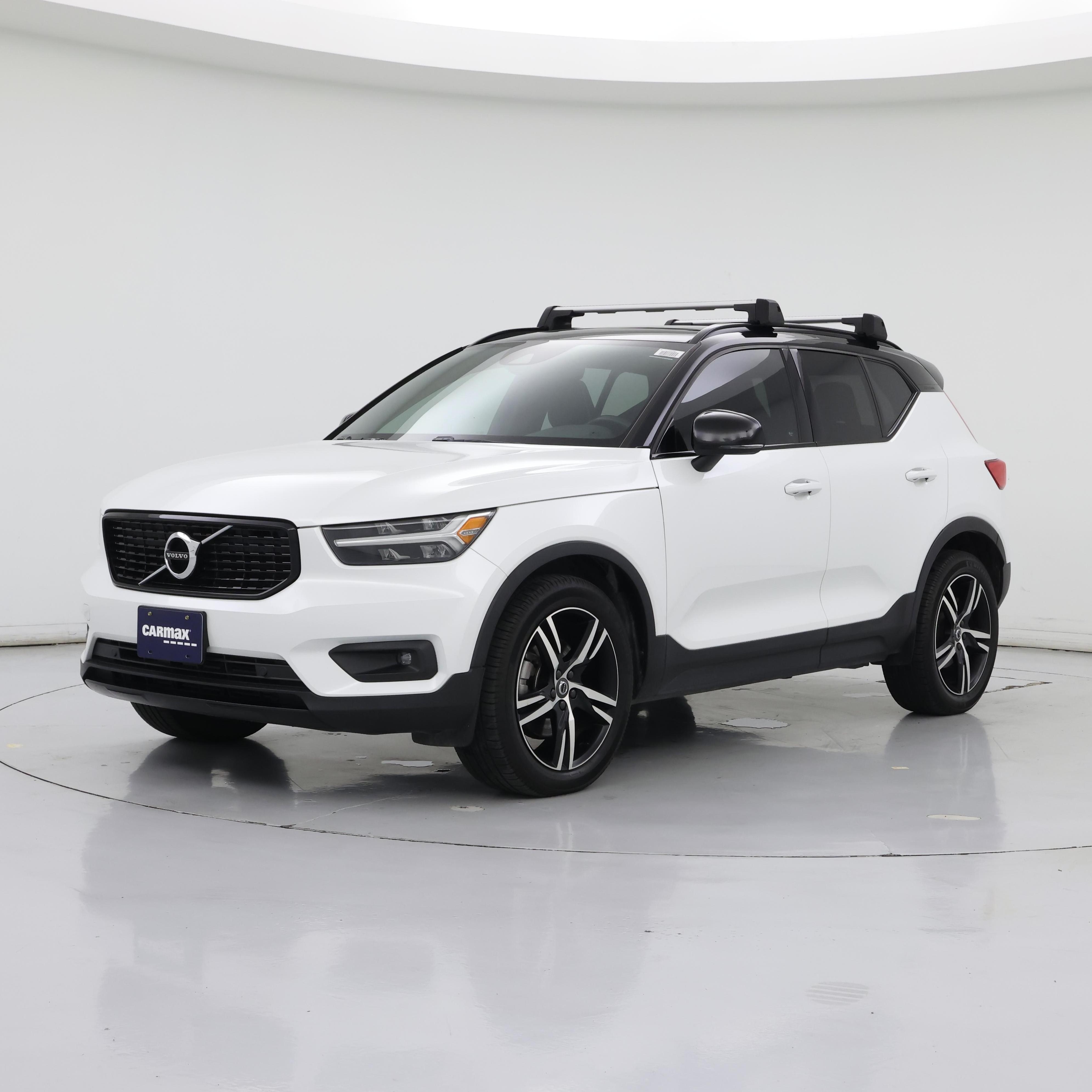 Thumbnail: 2019 Volvo XC40 - 4