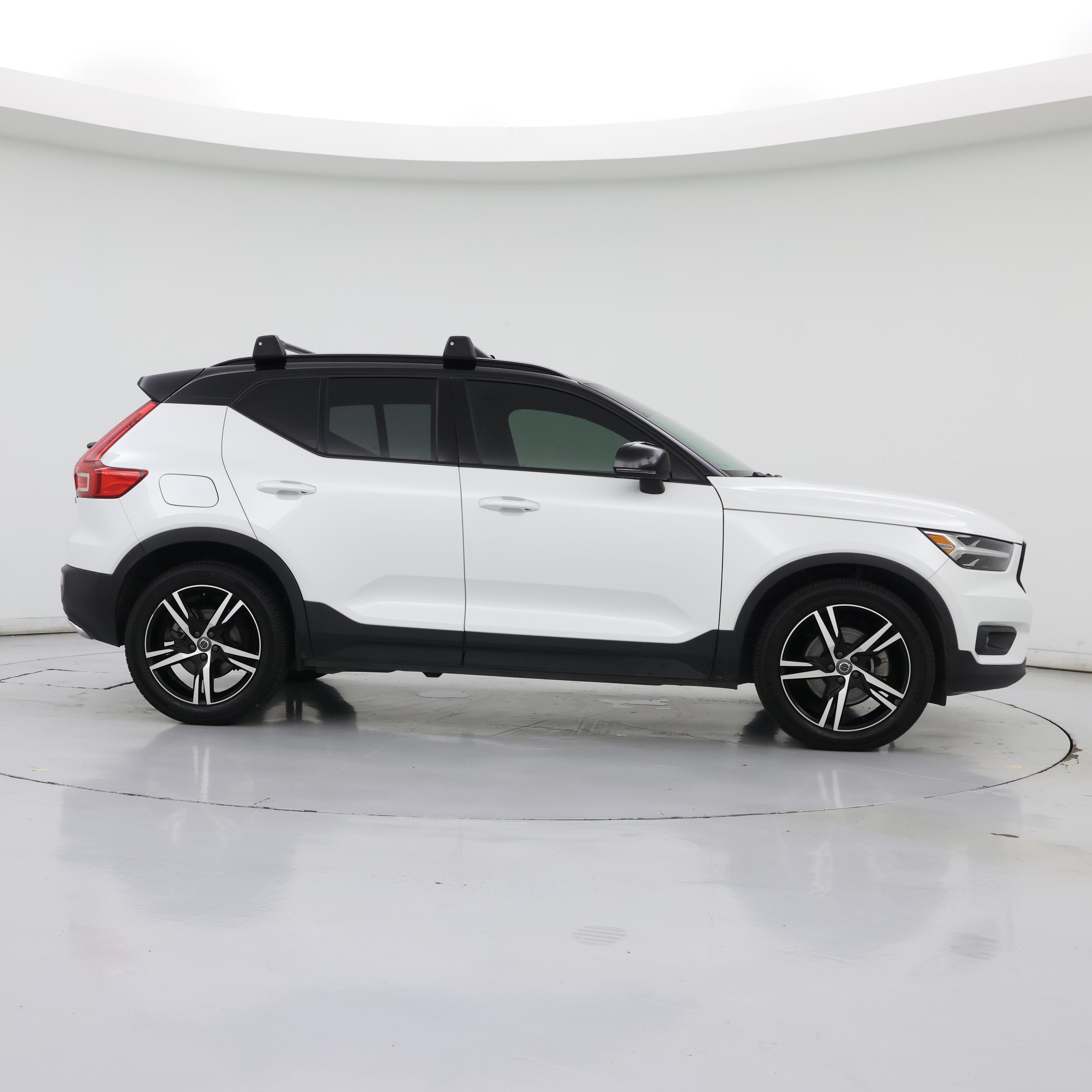 Thumbnail: 2019 Volvo XC40 - 7