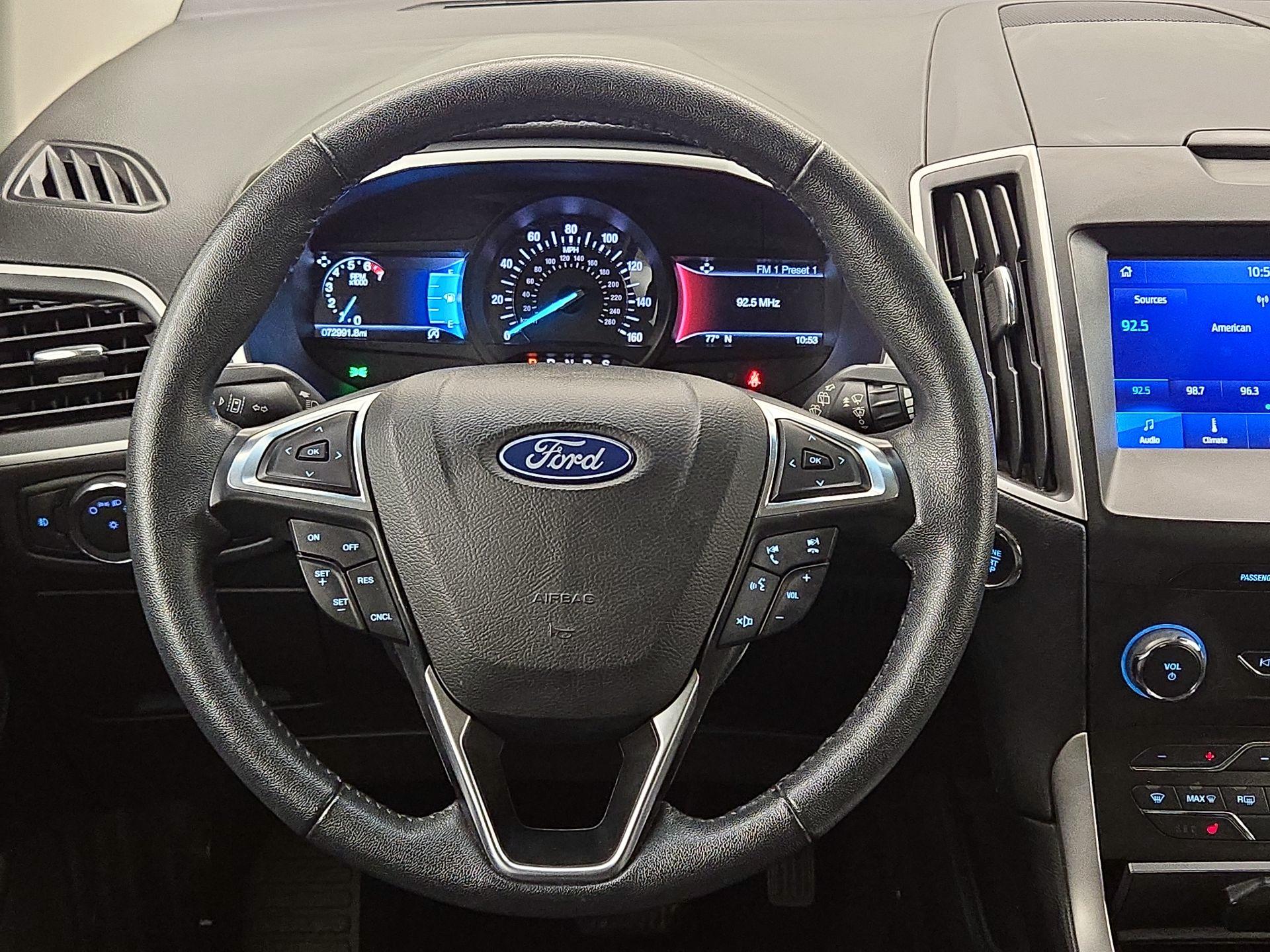 Thumbnail: 2019 Ford Edge - 10