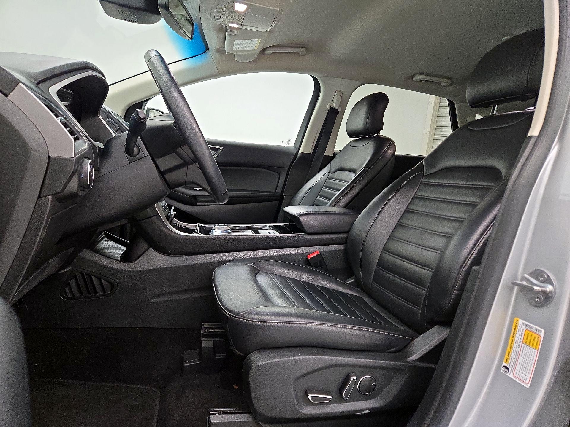 Thumbnail: 2019 Ford Edge - 11