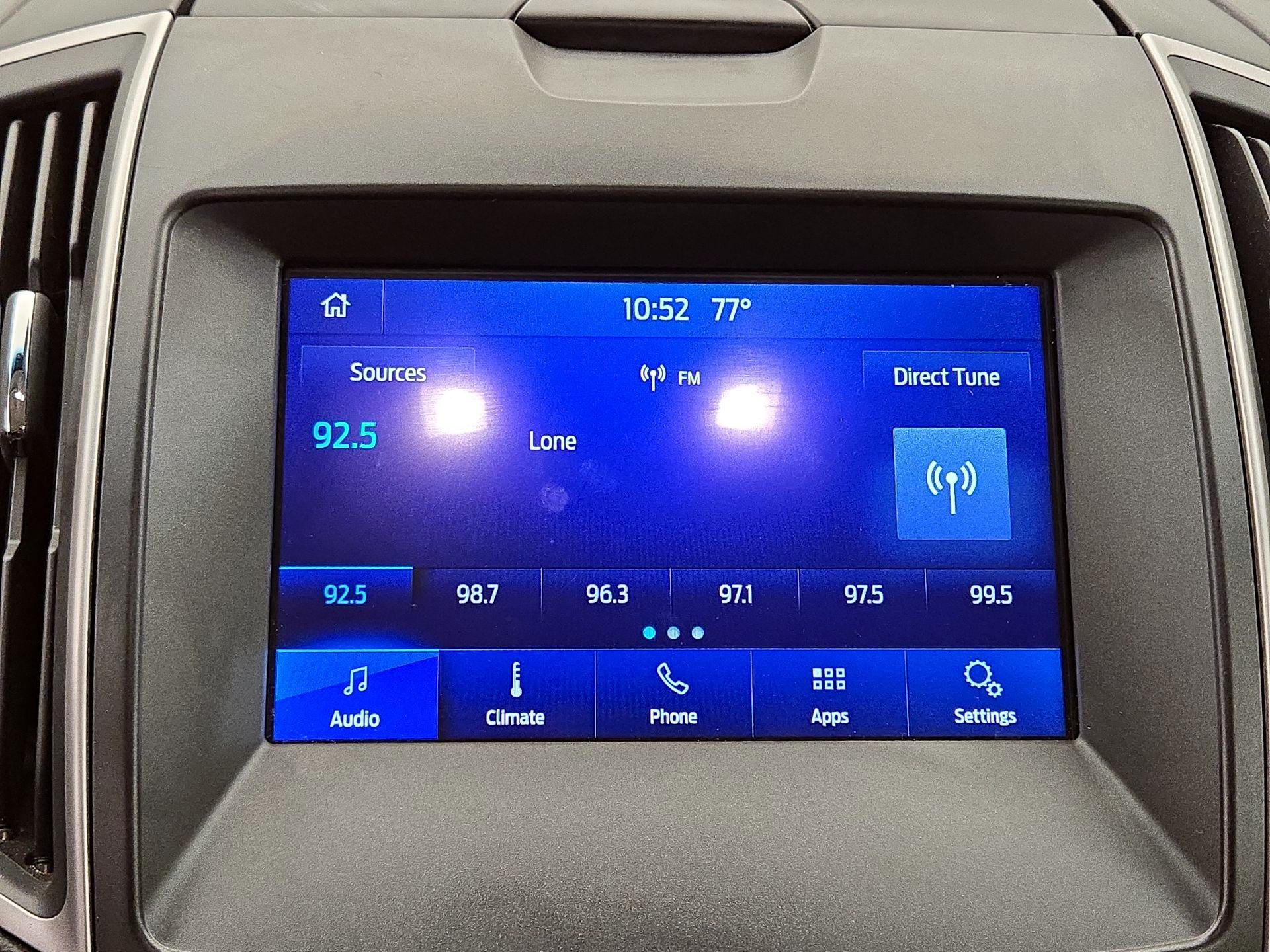 Thumbnail: 2019 Ford Edge - 15