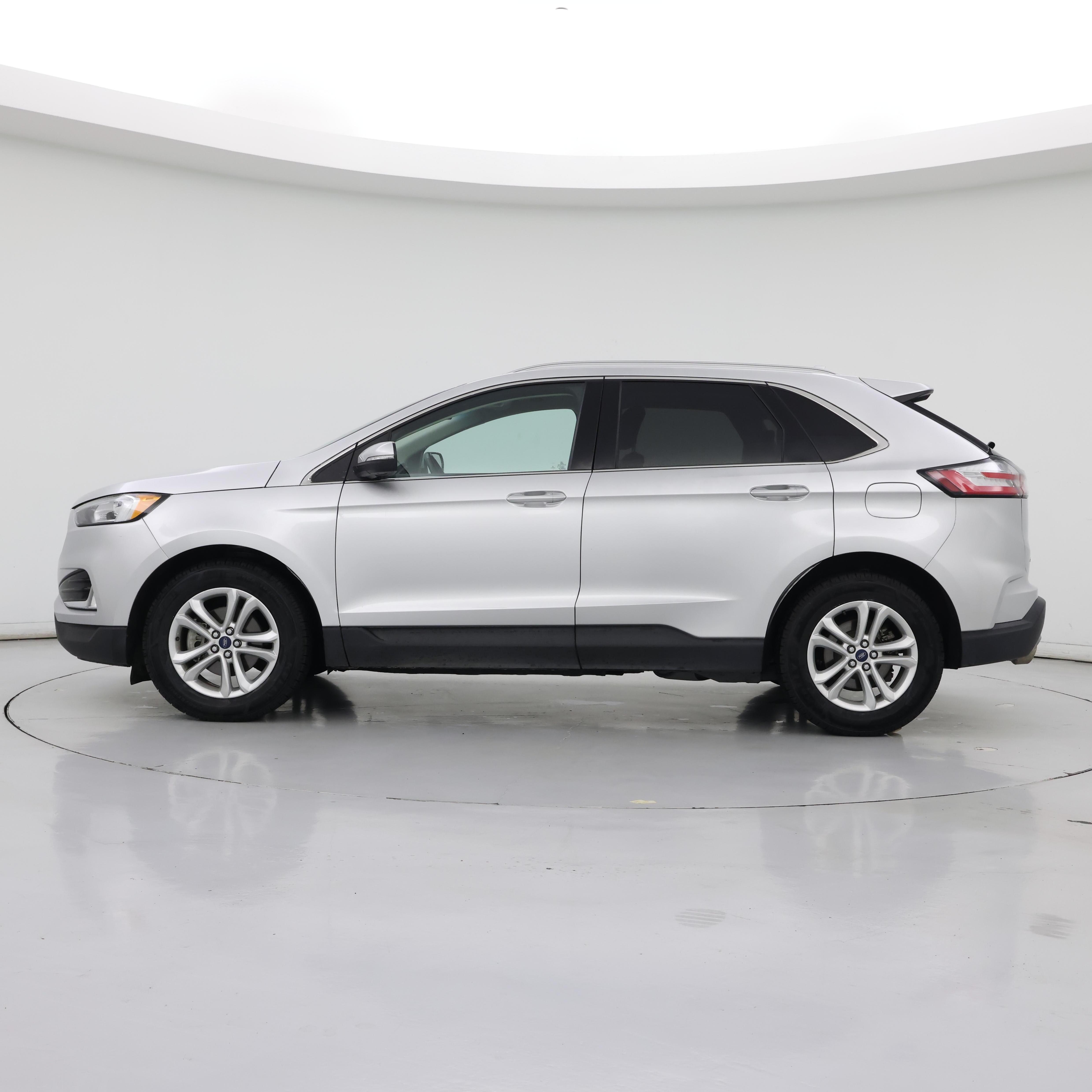 Thumbnail: 2019 Ford Edge - 3