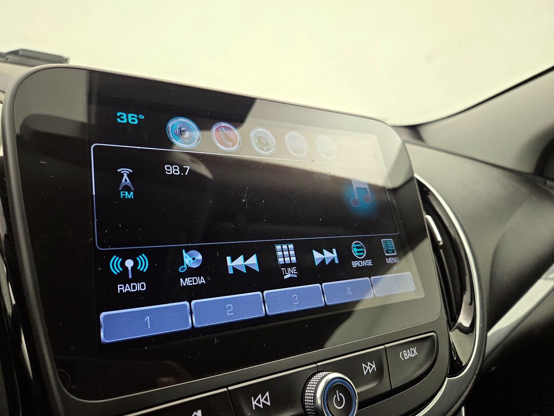 Thumbnail: 2017 Chevrolet Volt - 16