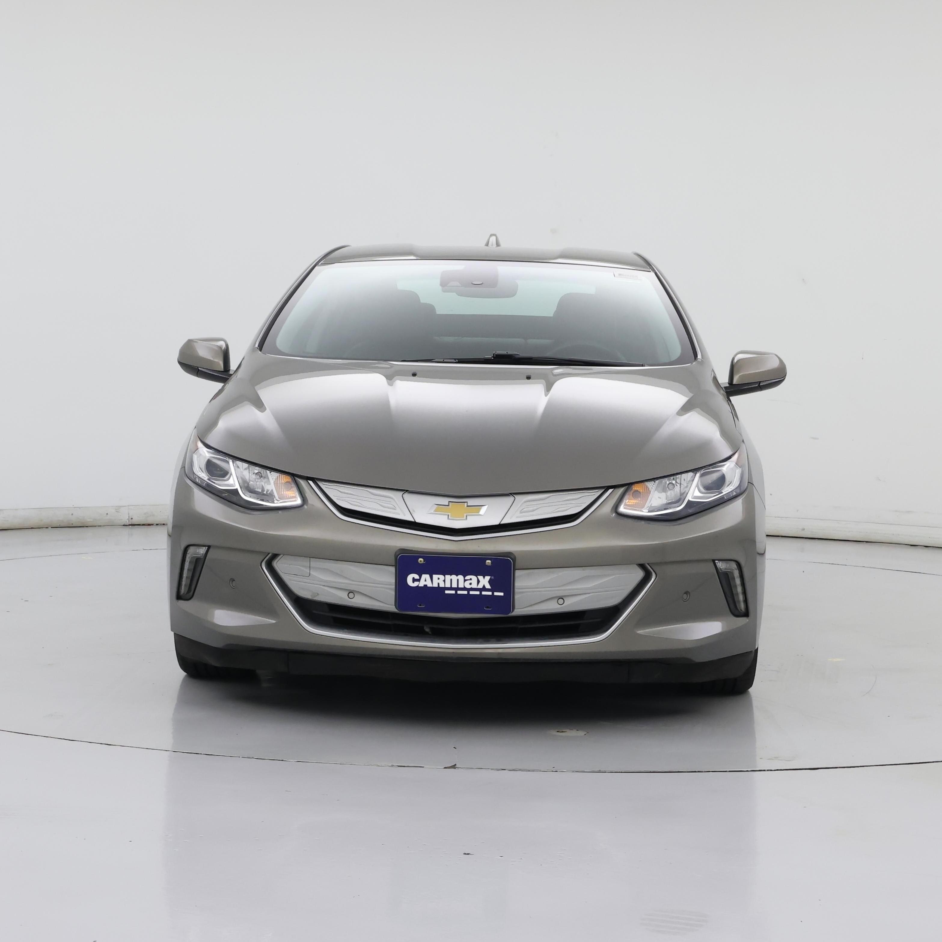 Thumbnail: 2017 Chevrolet Volt - 5