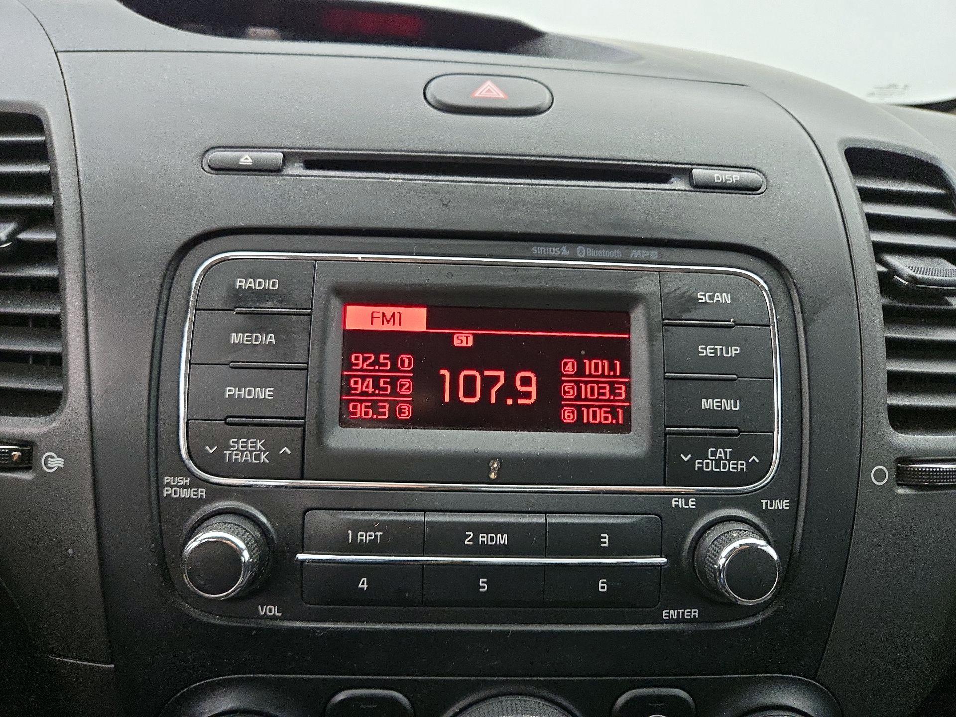 Thumbnail: 2014 Kia Forte - 14