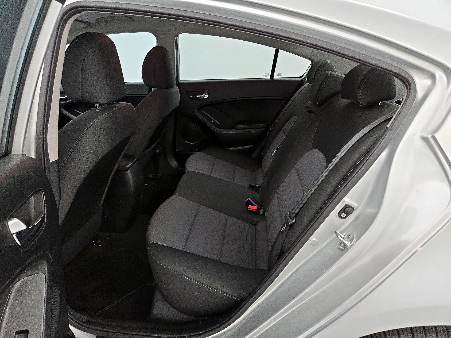 Thumbnail: 2014 Kia Forte - 18