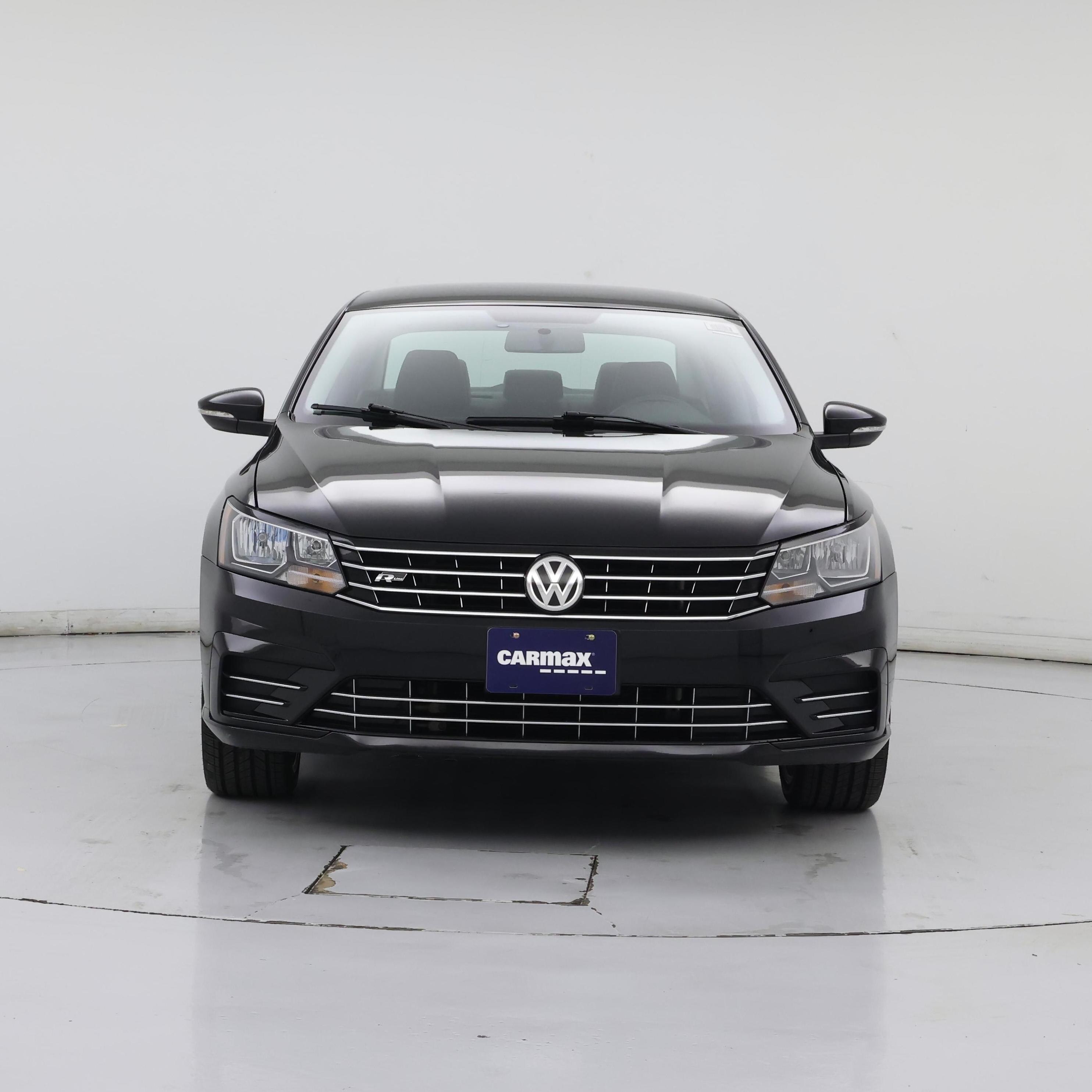 Thumbnail: 2017 Volkswagen Passat - 5