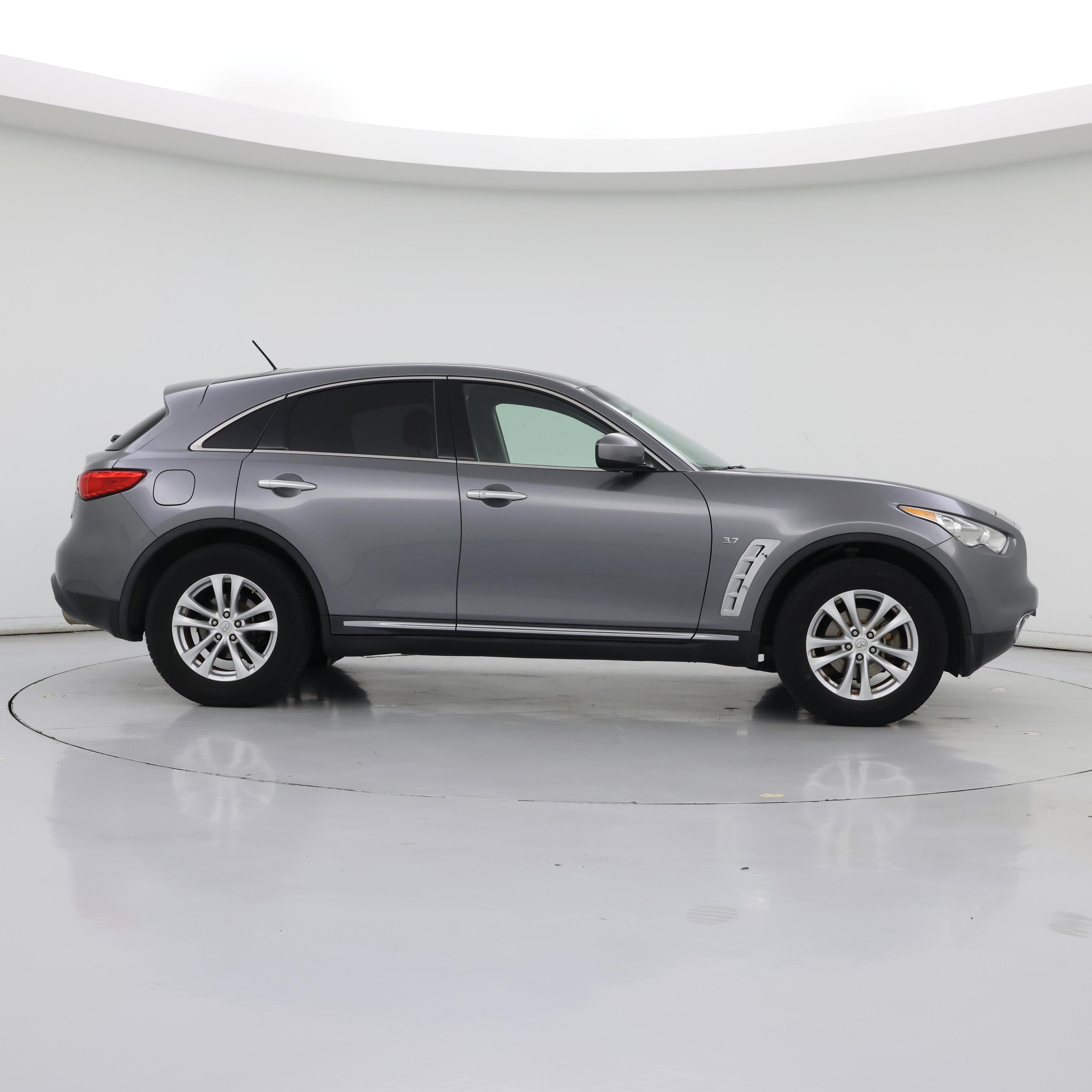 Thumbnail: 2016 INFINITI QX70 - 7