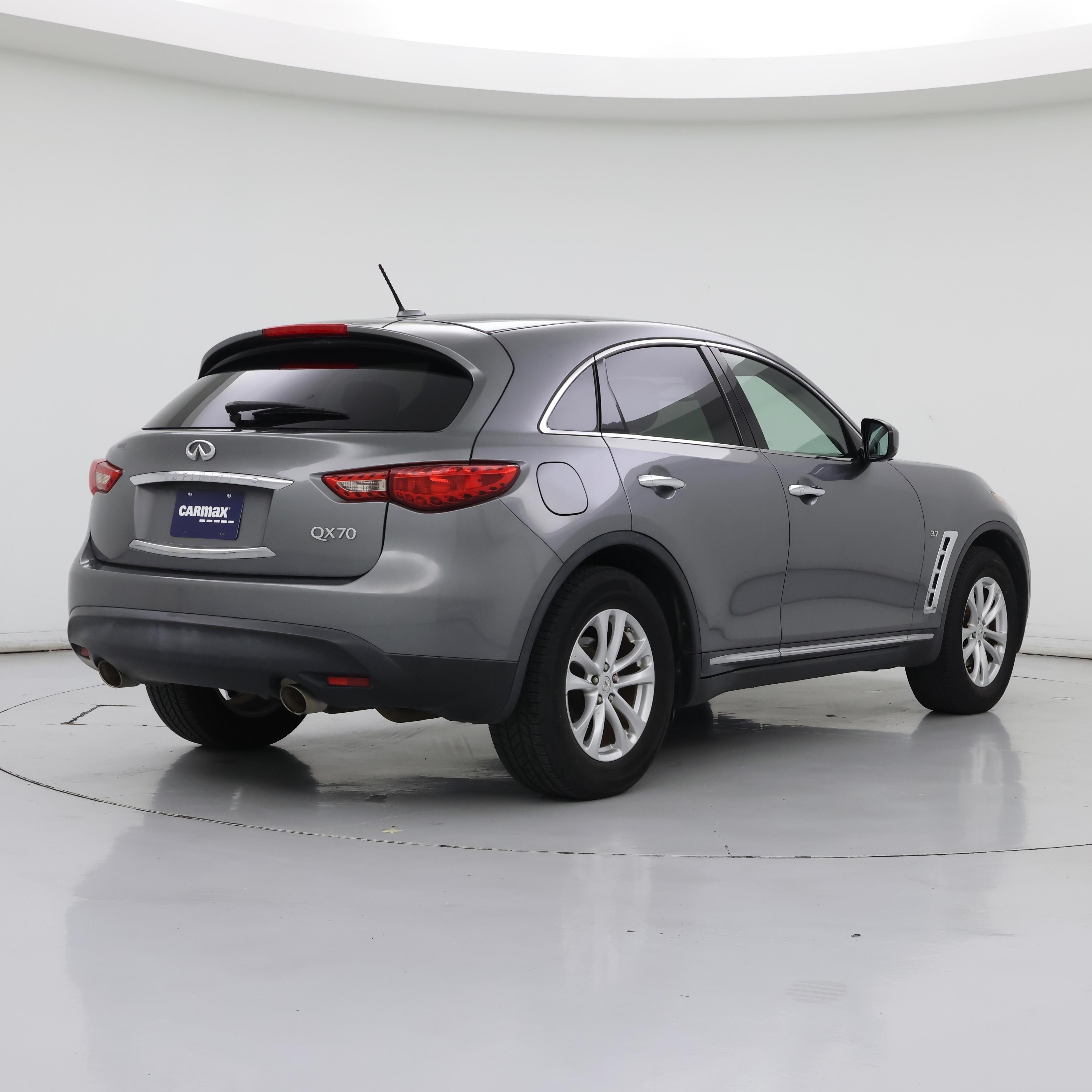 Thumbnail: 2016 INFINITI QX70 - 8