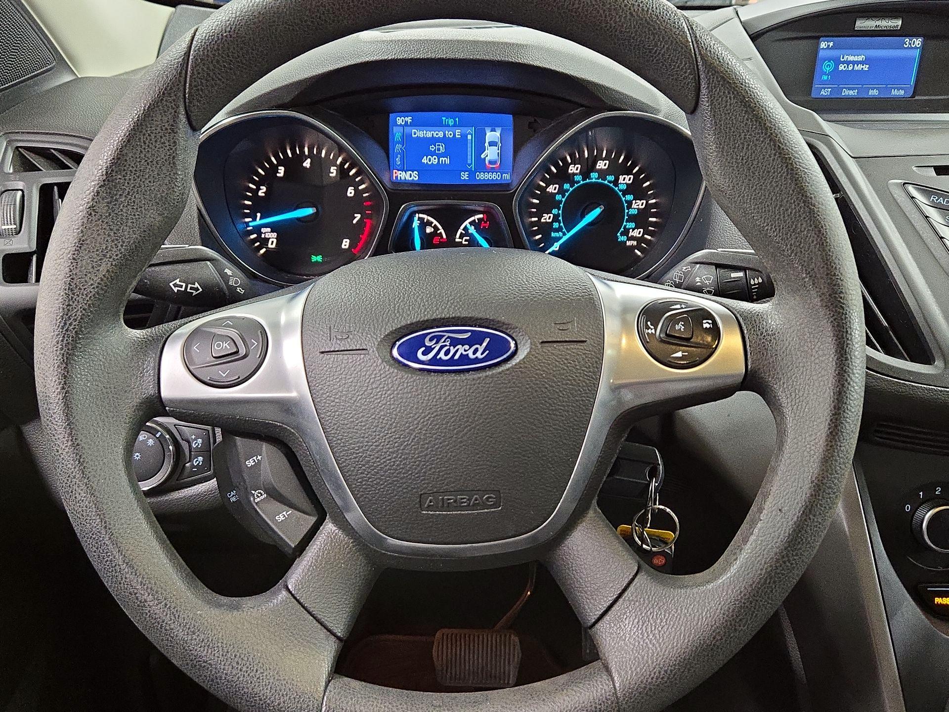 Thumbnail: 2015 Ford Escape - 10