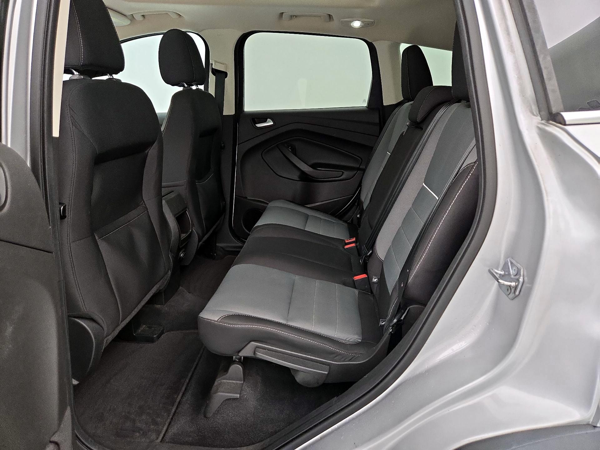 Thumbnail: 2015 Ford Escape - 20