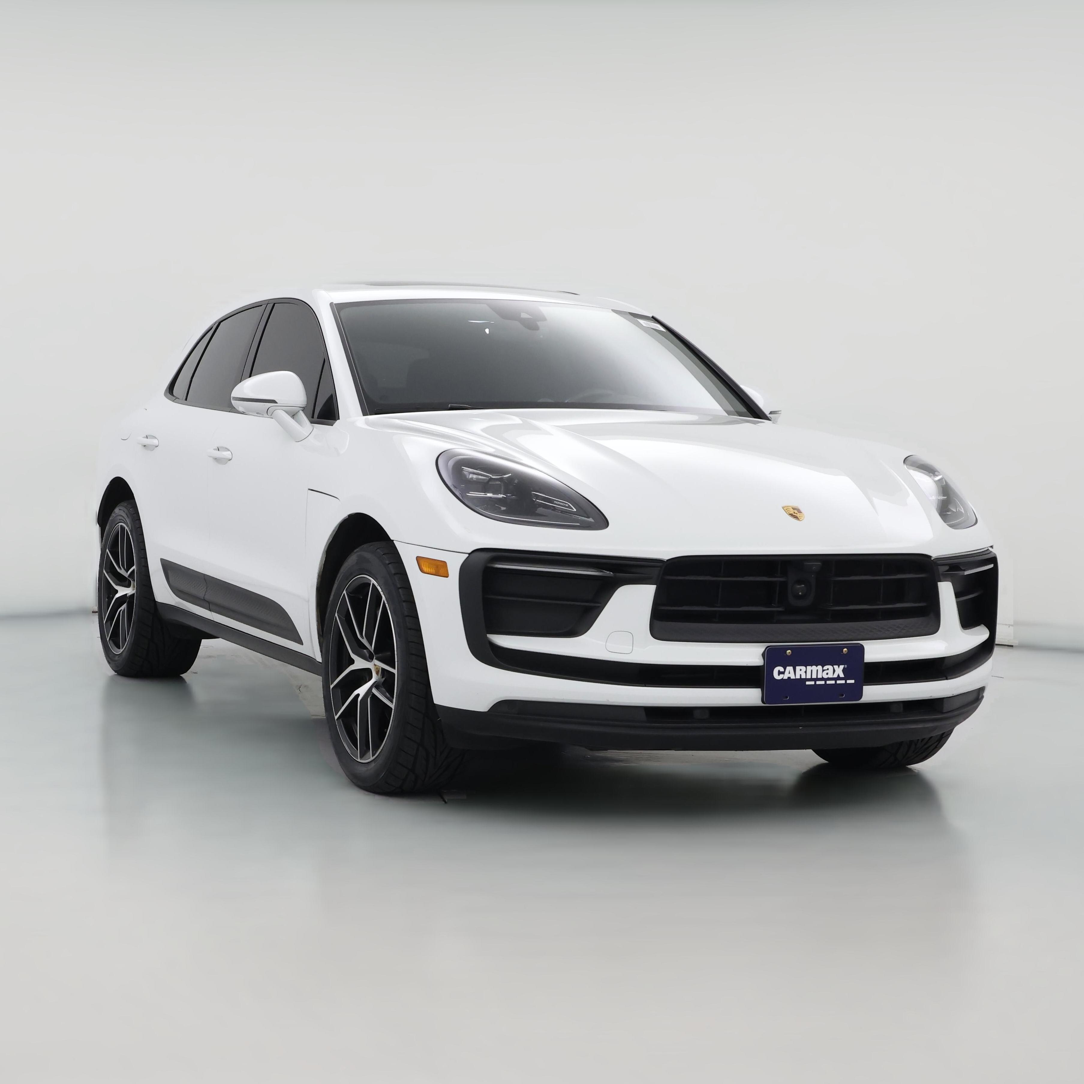 Thumbnail: 2024 Porsche Macan - 1