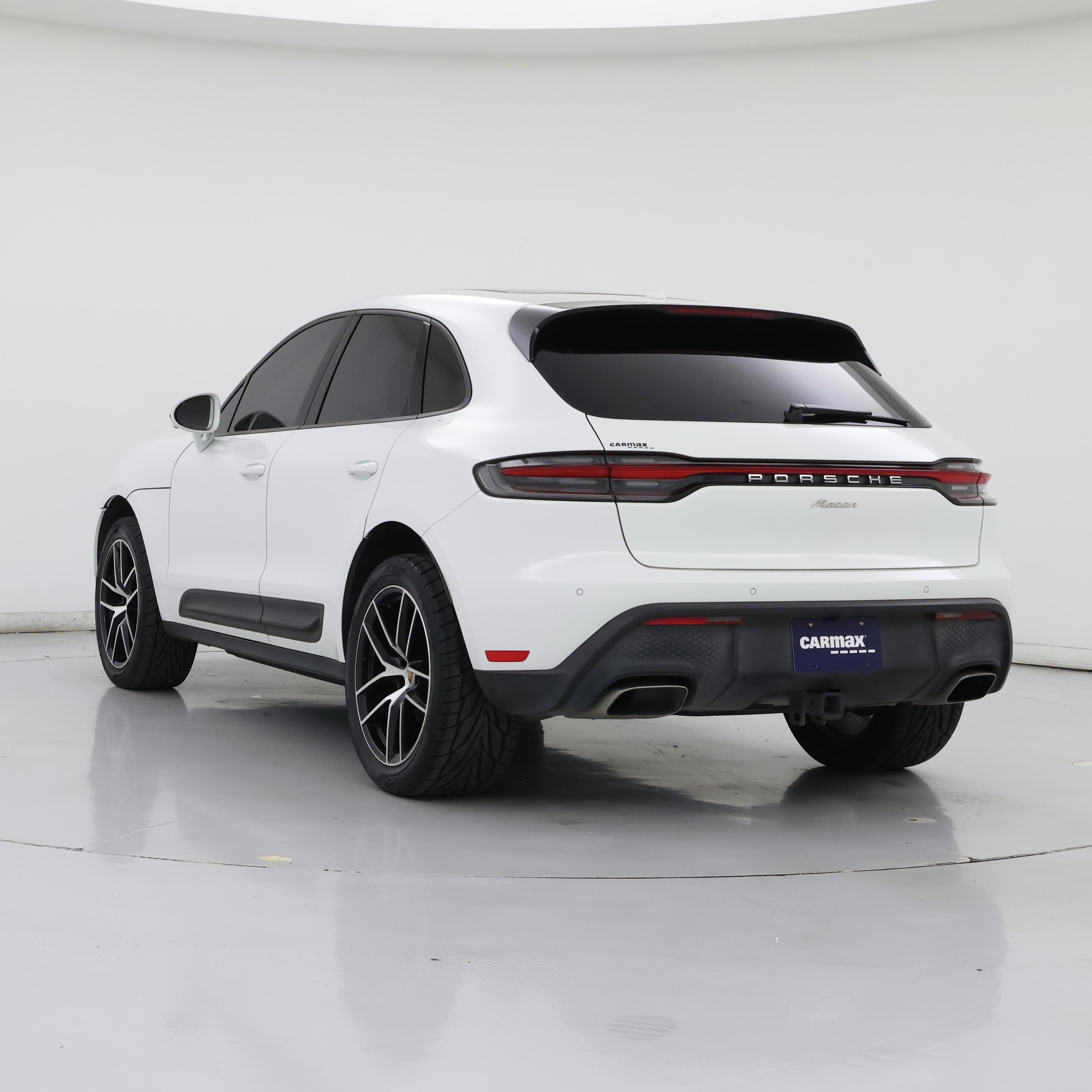 Thumbnail: 2024 Porsche Macan - 2