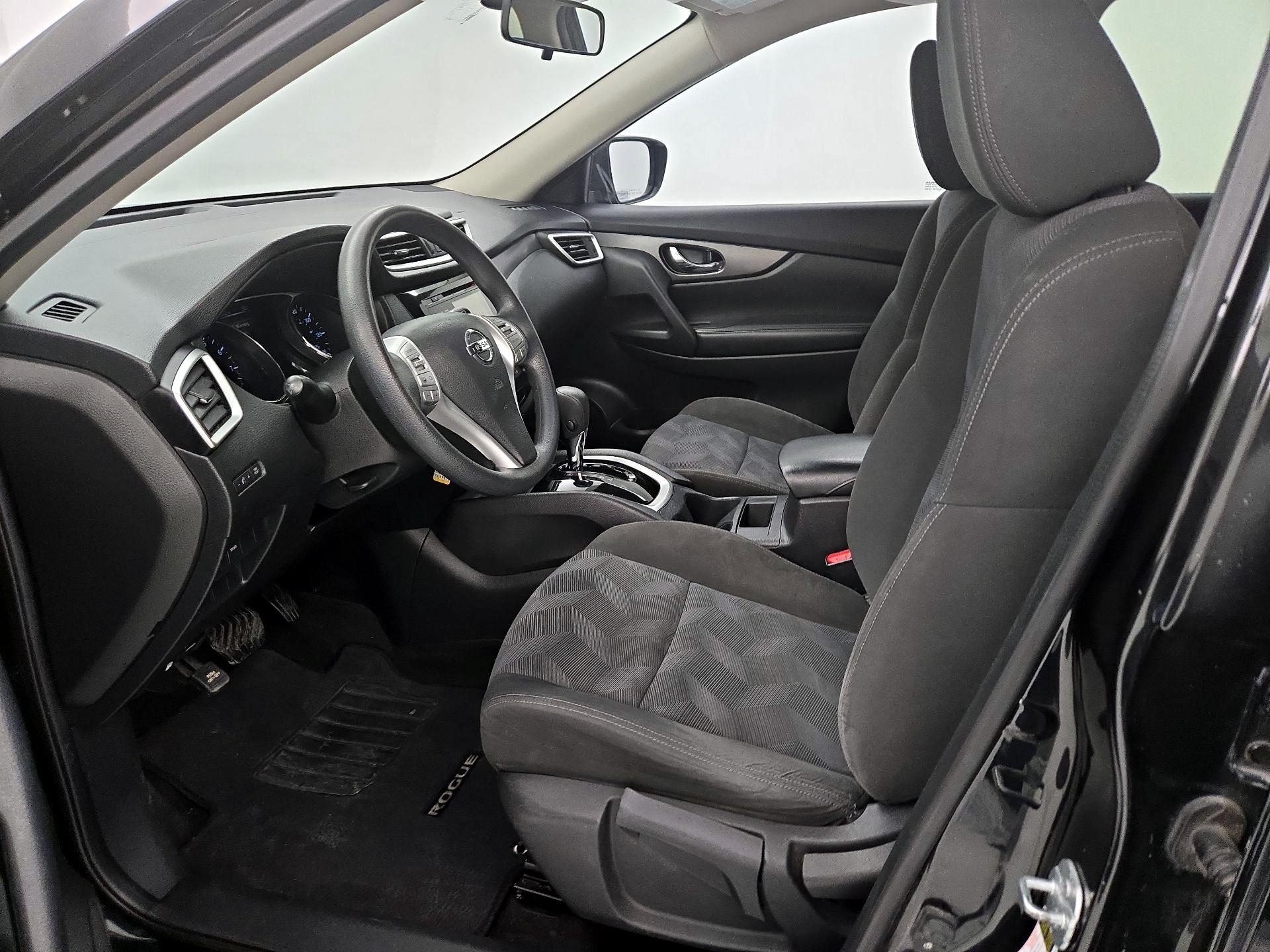 Thumbnail: 2016 Nissan Rogue - 11