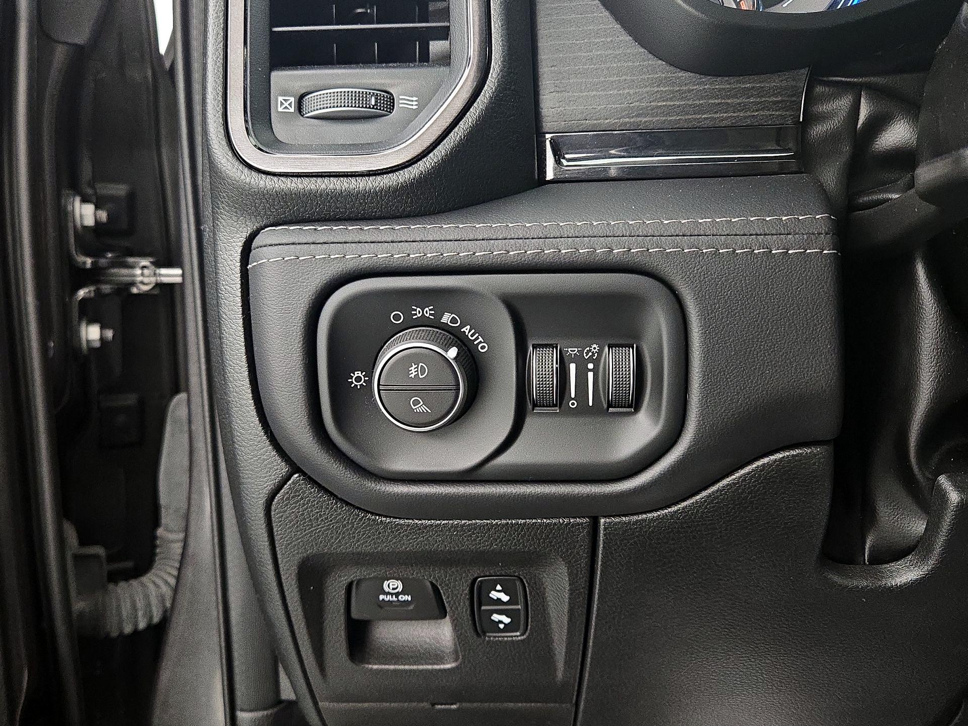 Thumbnail: 2022 RAM 1500 - 13