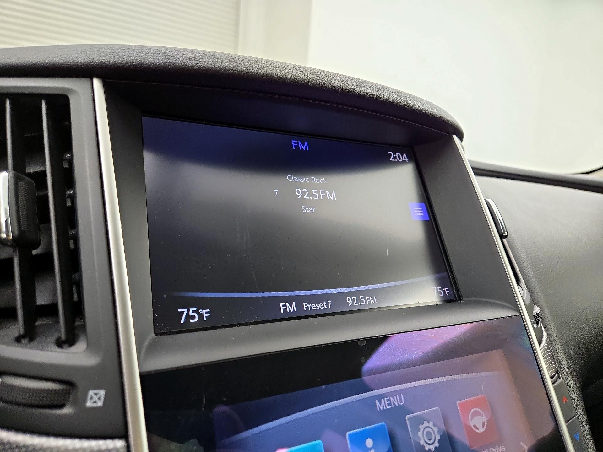 Thumbnail: 2015 INFINITI Q50 - 15