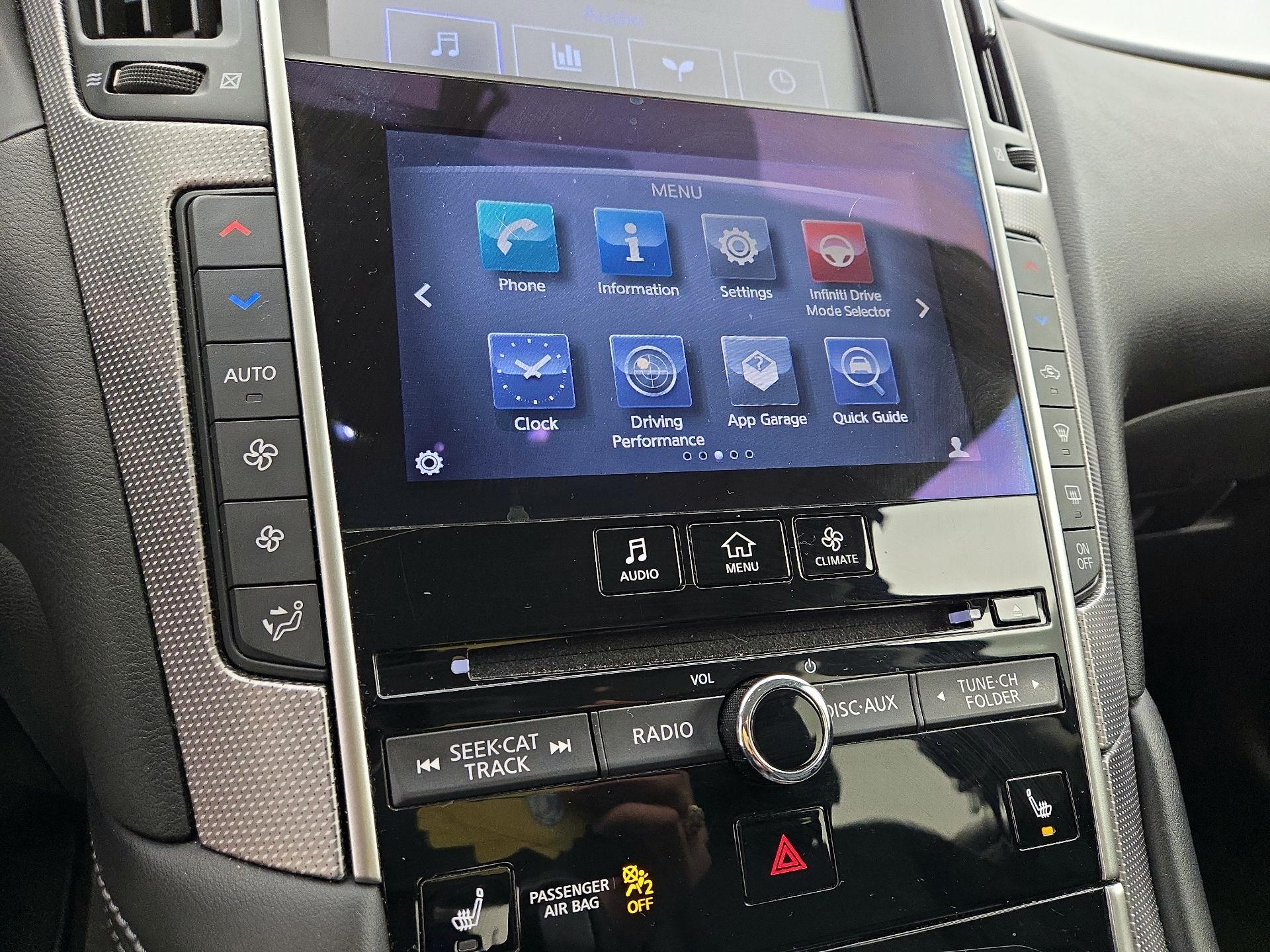 Thumbnail: 2015 INFINITI Q50 - 16