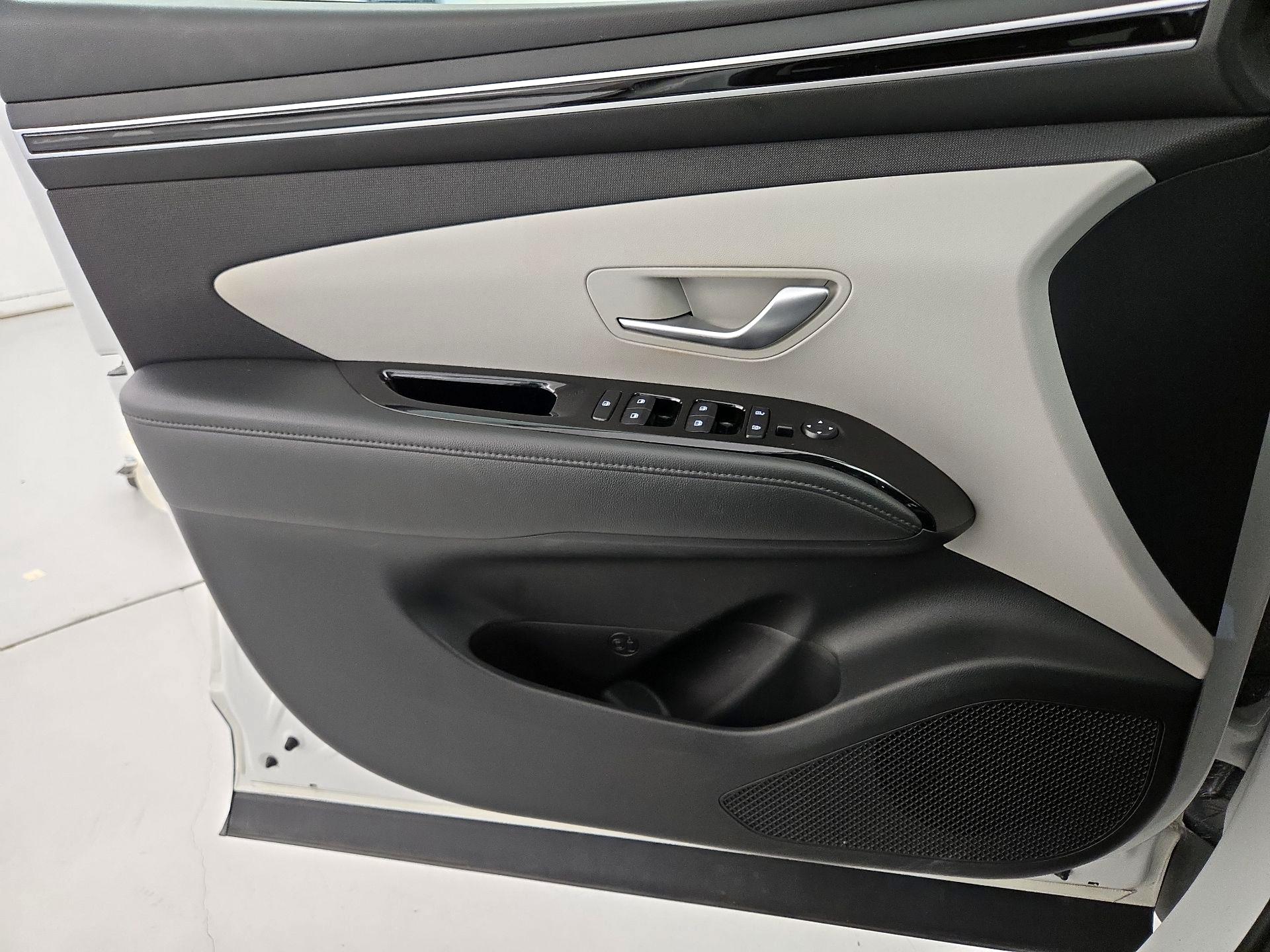 Thumbnail: 2022 Hyundai Tucson - 12