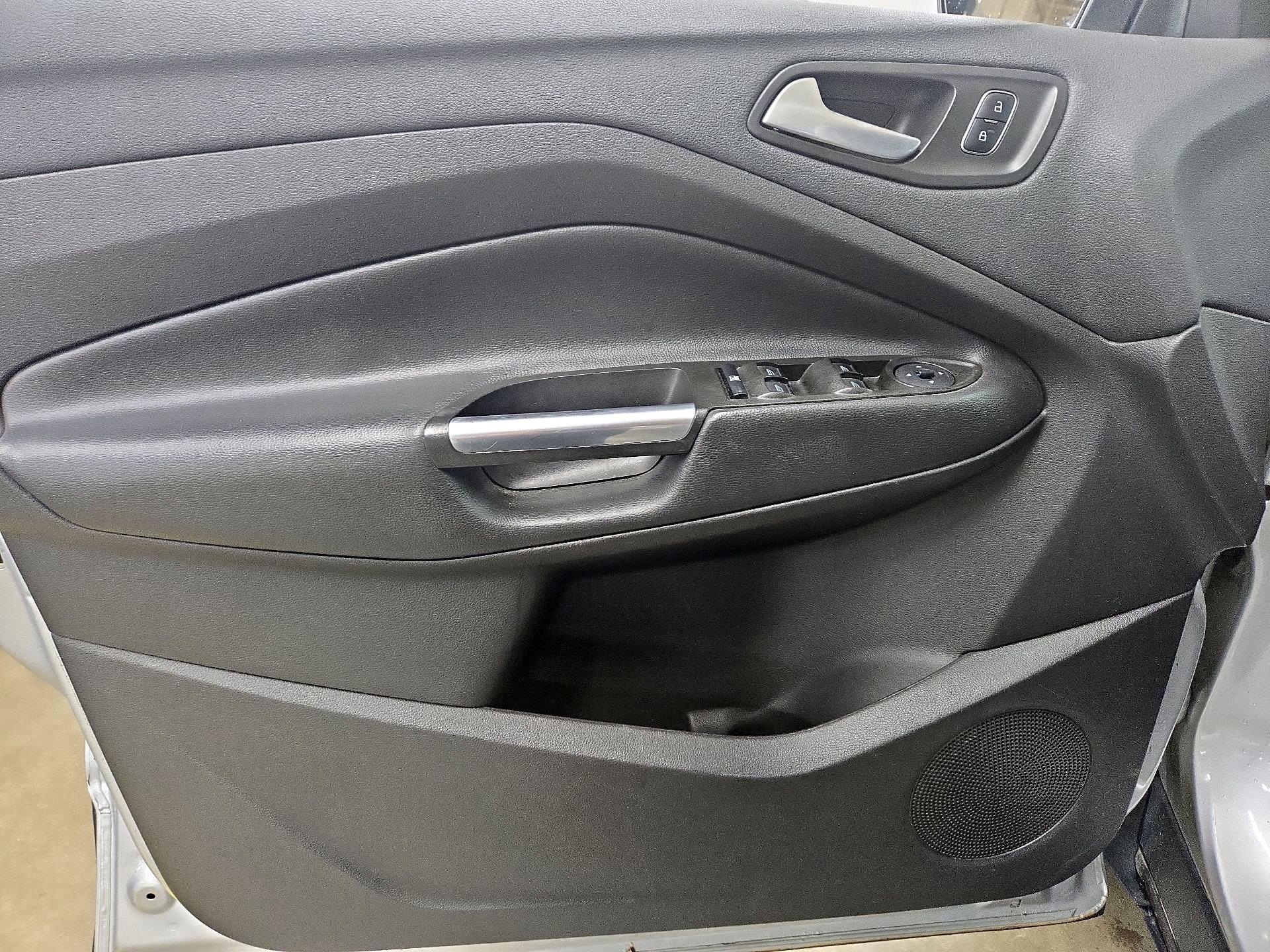 Thumbnail: 2017 Ford Escape - 12